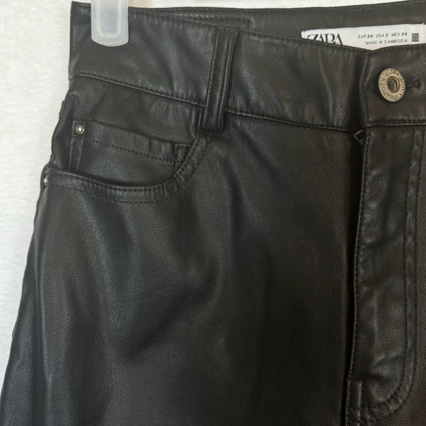 Zara ZARA Black Faux Leather High-Rise Skinny Pants Women's 2 5-Pocket Jeans Style Size 26" / US 2 / IT 38 - 6 Thumbnail