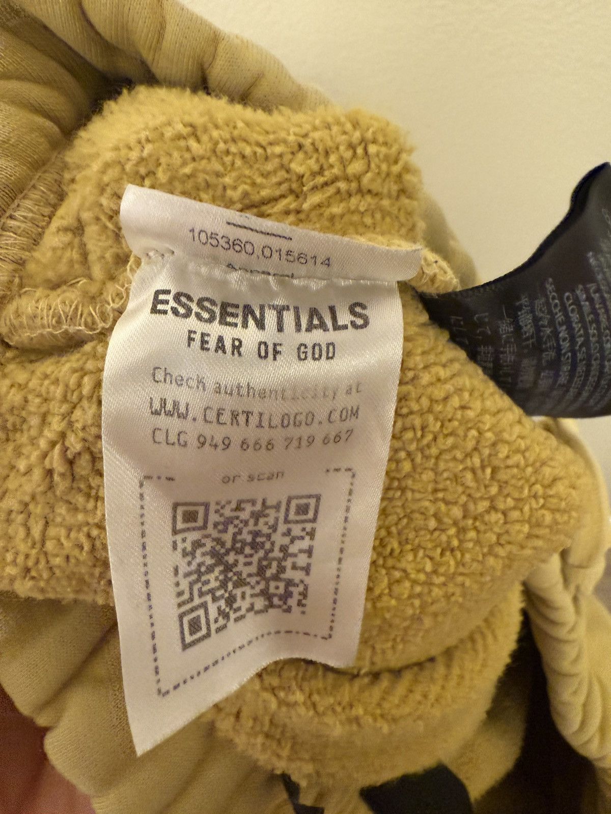 Essentials Fear of God Essentials Sweatpants Yellow Size US 32 / EU 48 - 4 Thumbnail