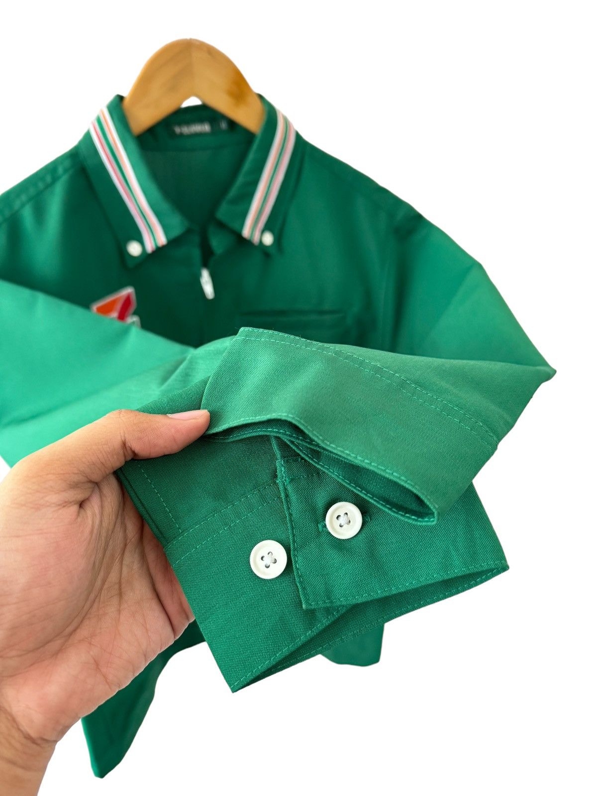 Japanese Brand Vintage 7-Eleven Uniform Jacket/Shirt Zip Up Size US M / EU 48-50 / 2 - 6 Thumbnail