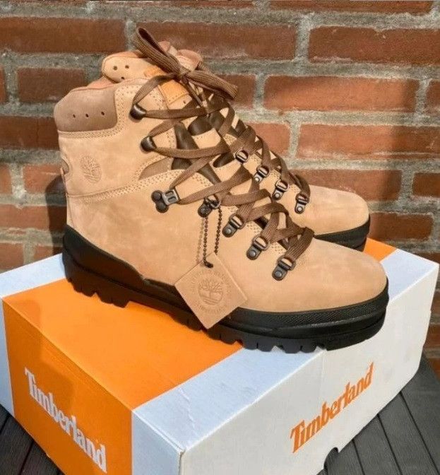 Timberland world hiker Vibram 44 10 outdoor hiking new ds Size US 10 / EU 43 - 2 Thumbnail