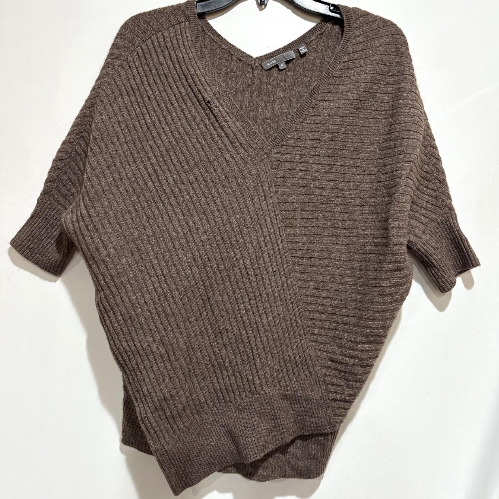 Vince Vince Sweater Womens Small Brown Yak Wool Ribbed V Neck Short Sleeve Dolman HOLE Size S / US 4 / IT 40 - 2 Thumbnail