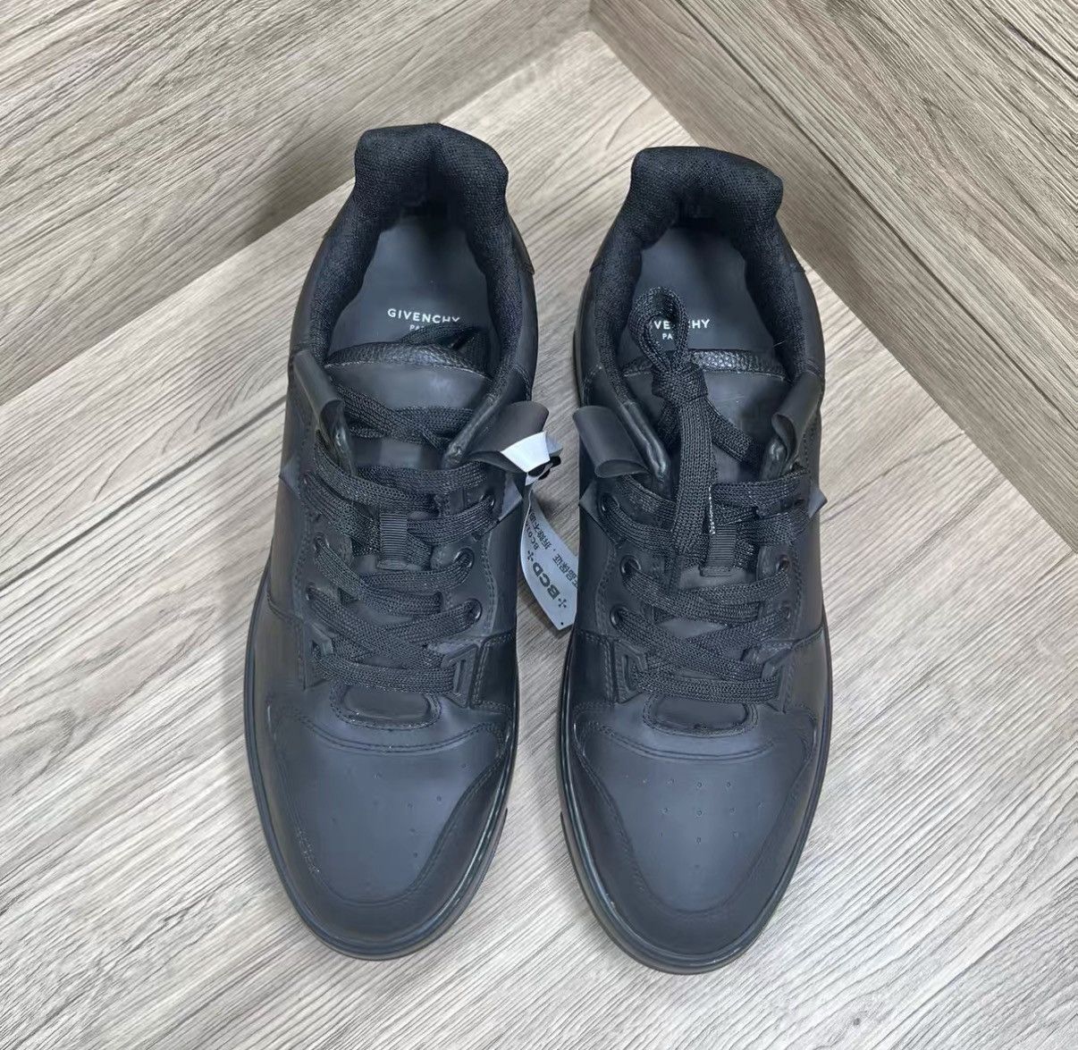 Givenchy Givenchy Black Sneakers J41 Size US 10 / EU 43 - 2 Thumbnail