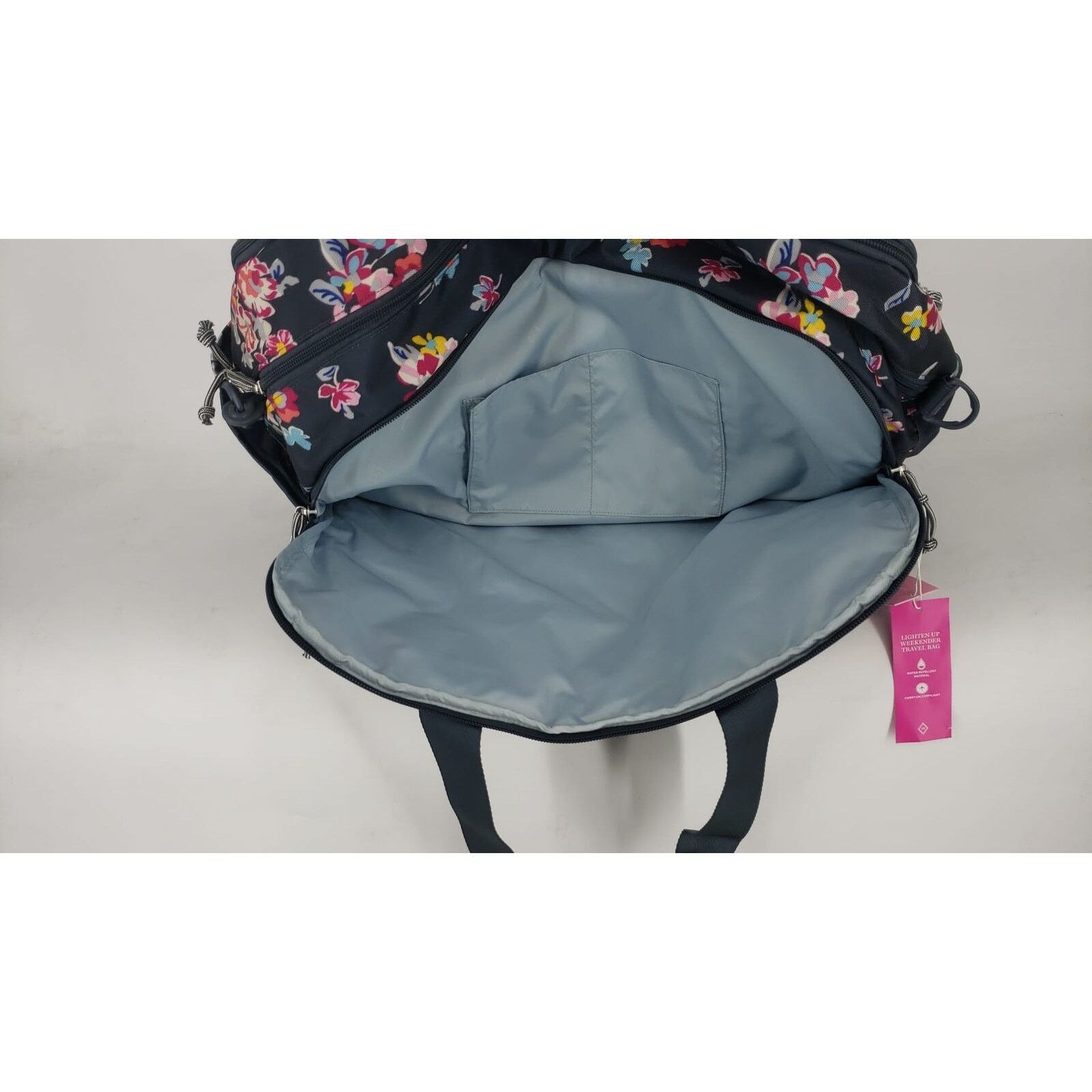 Vera Bradley VERA BRADLEY LIGHTEN UP WEEKENDER TRAVEL BAG LIGHTWEIGHT Size ONE SIZE - 4 Thumbnail
