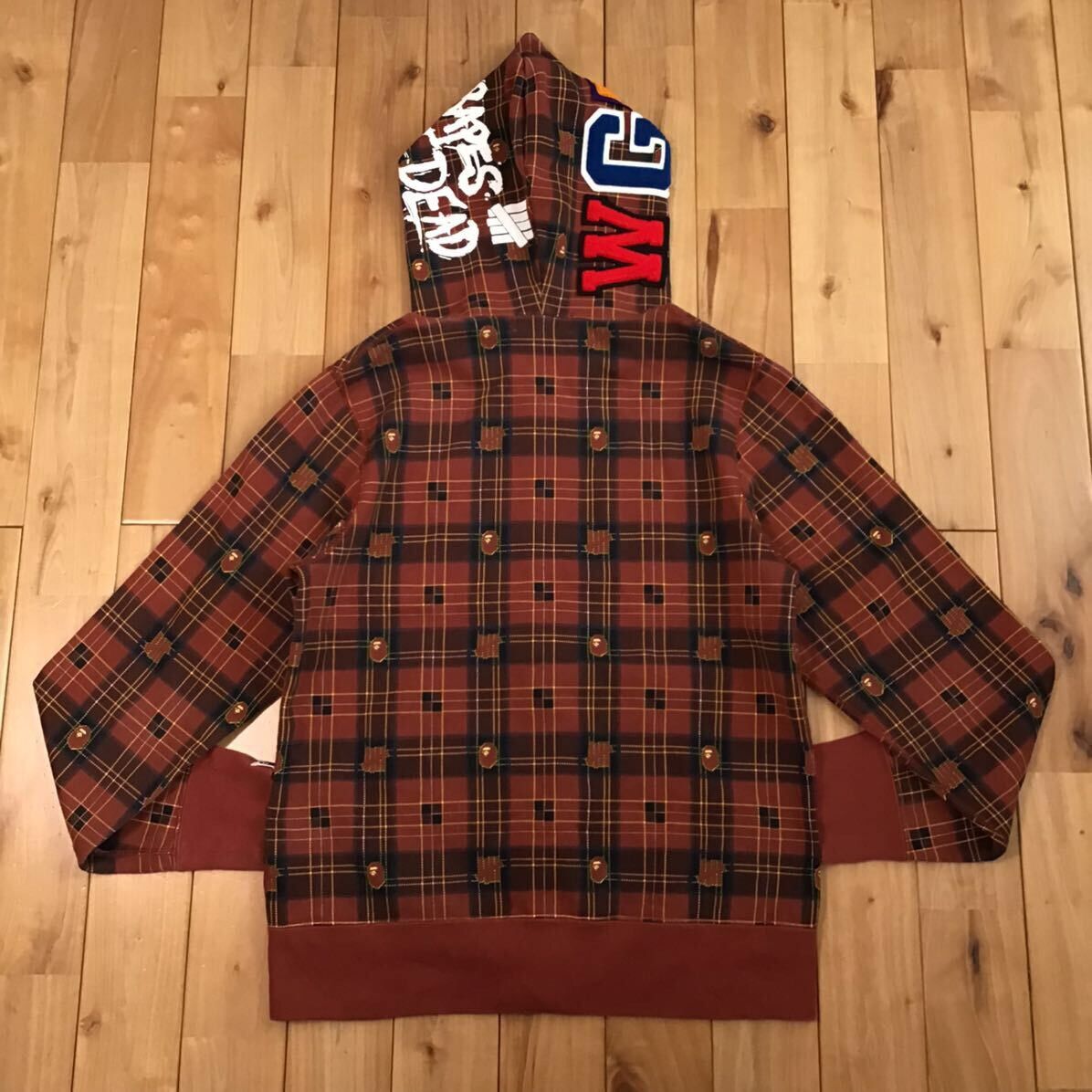 Bape × Undefeated BAPE × Undefeated check shark full zip hoodie a bathing ape Size US M / EU 48-50 / 2 - 3 Thumbnail