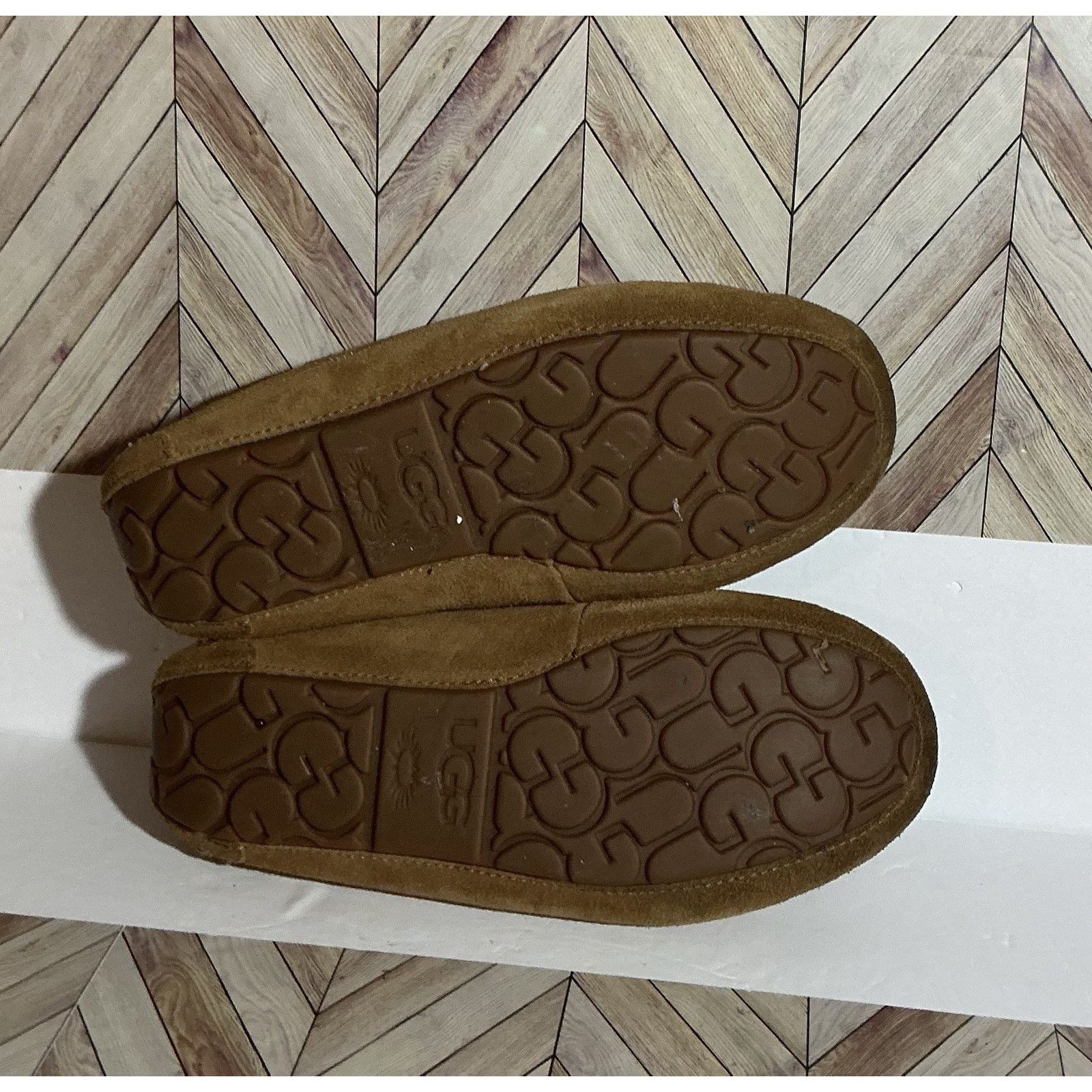 Ugg UGG Dakota Leather Bow Women Slipper Suede Chestnut US 7 Size US 7 / IT 37 - 10 Thumbnail