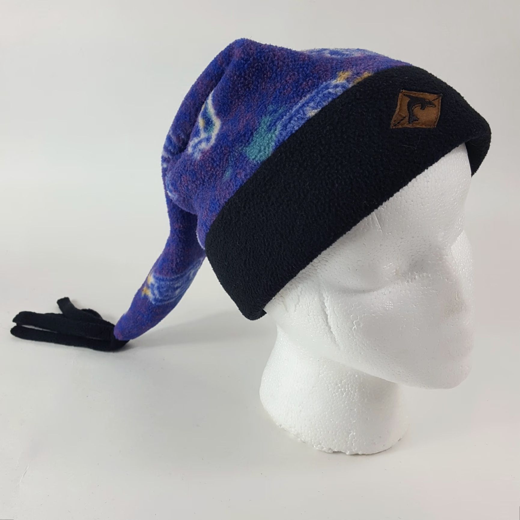 Vintage VINTAGE Orca Outdoor Fleece Beanie Hat Mens One Size Winter Snow Animal 90s Retro Y2K Size US M / EU 48-50 / 2 - 2 Thumbnail