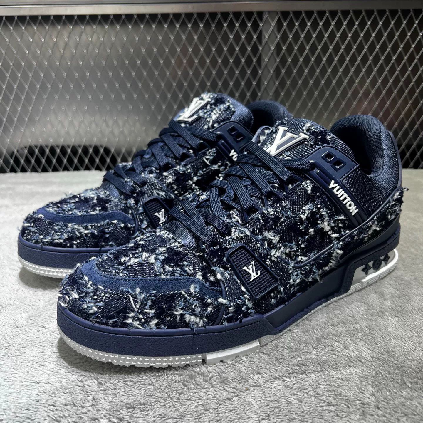 Louis Vuitton Louis Vuitton Training Denim Blue Lowtop Sneakers 41 Men Size US 8.5 / EU 41-42 - 1 Thumbnail
