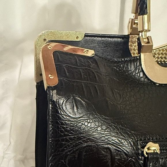 Other MK Dupe Black Croc Embossed Bag with Gold Accents Size ONE SIZE - 10 Thumbnail