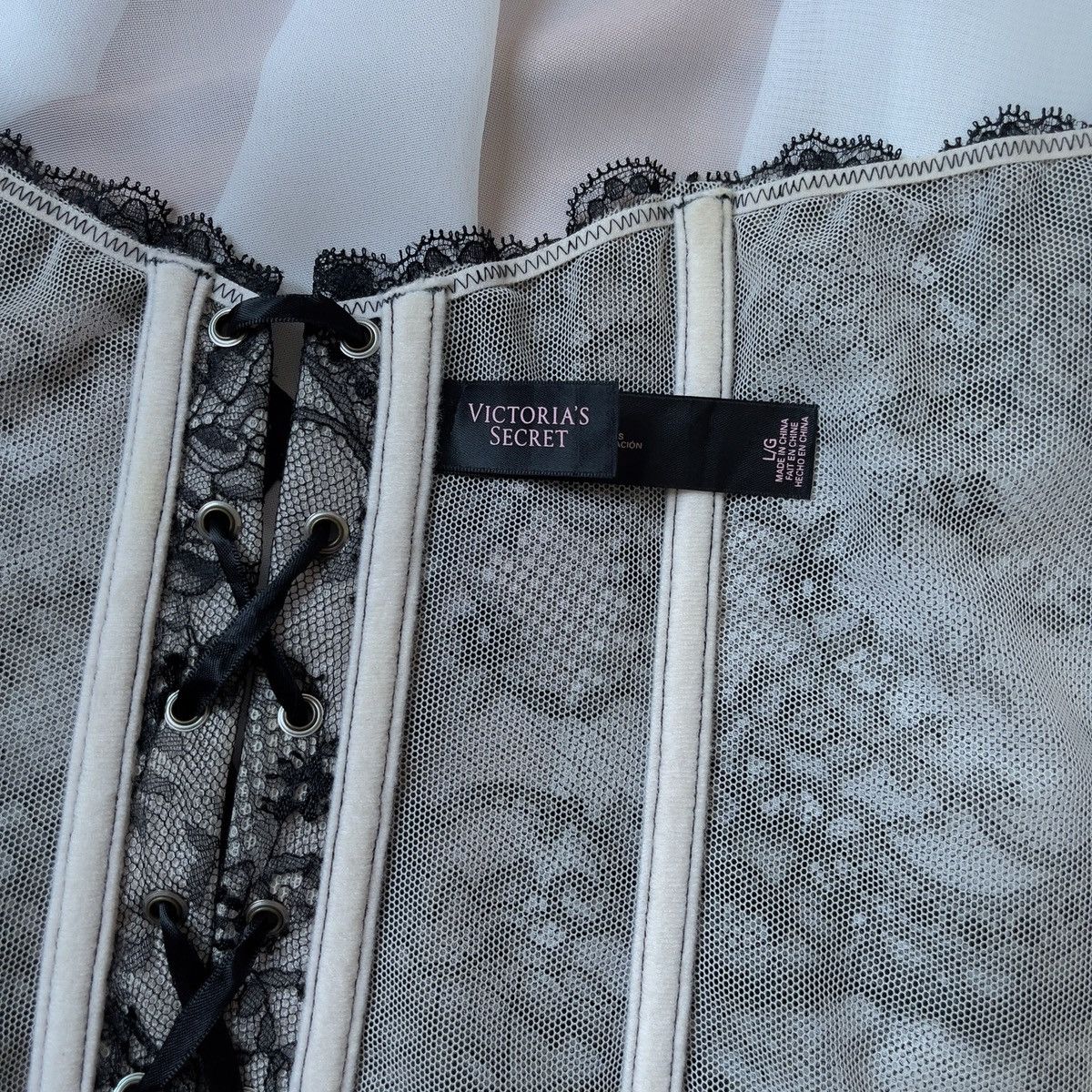 Victoria's Secret Victoria’s Secret Black Lace Corset Top (Large) Size L / US 10 / IT 46 - 6 Thumbnail