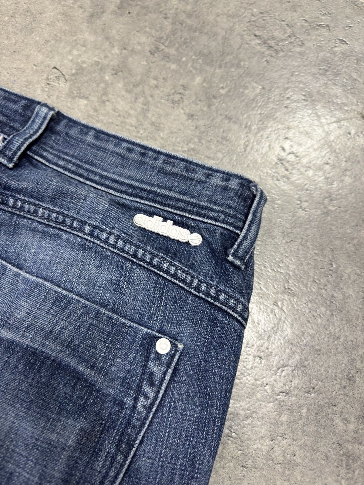 Adidas × Vintage ᶠᵃⁿᶜʸᵍᵘʸ Y2K Adidas Washed Denim Jeans Wide leg Y2K Size US 32 / EU 48 - 7 Thumbnail