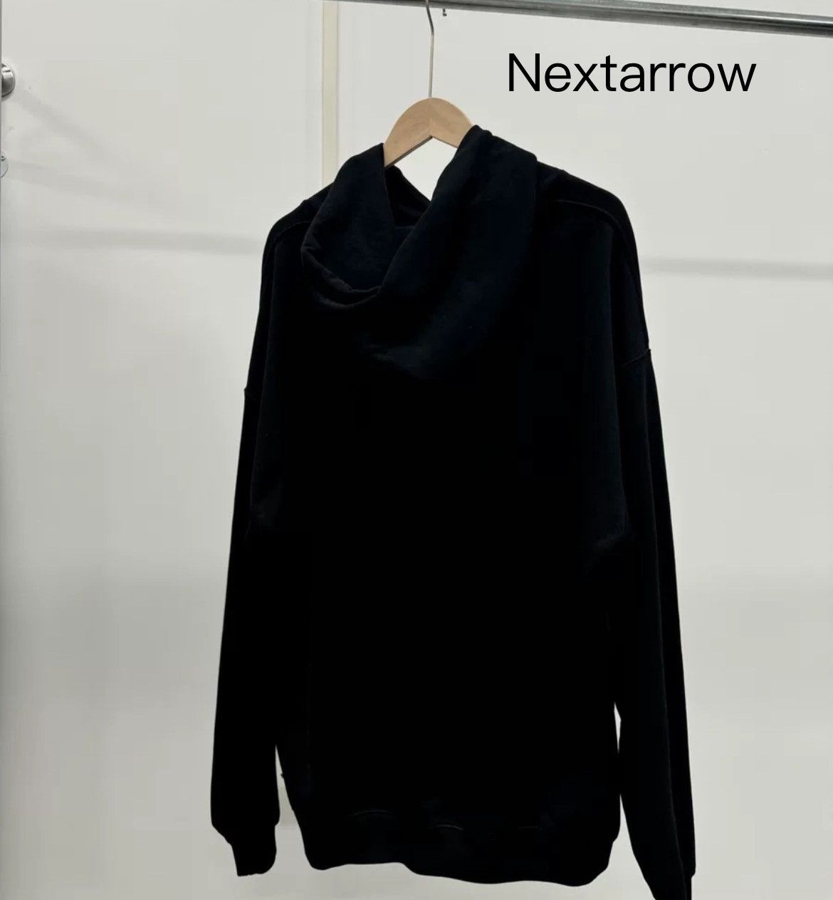 Vetements Vetements Love Handshake Hoodie | Grailed
