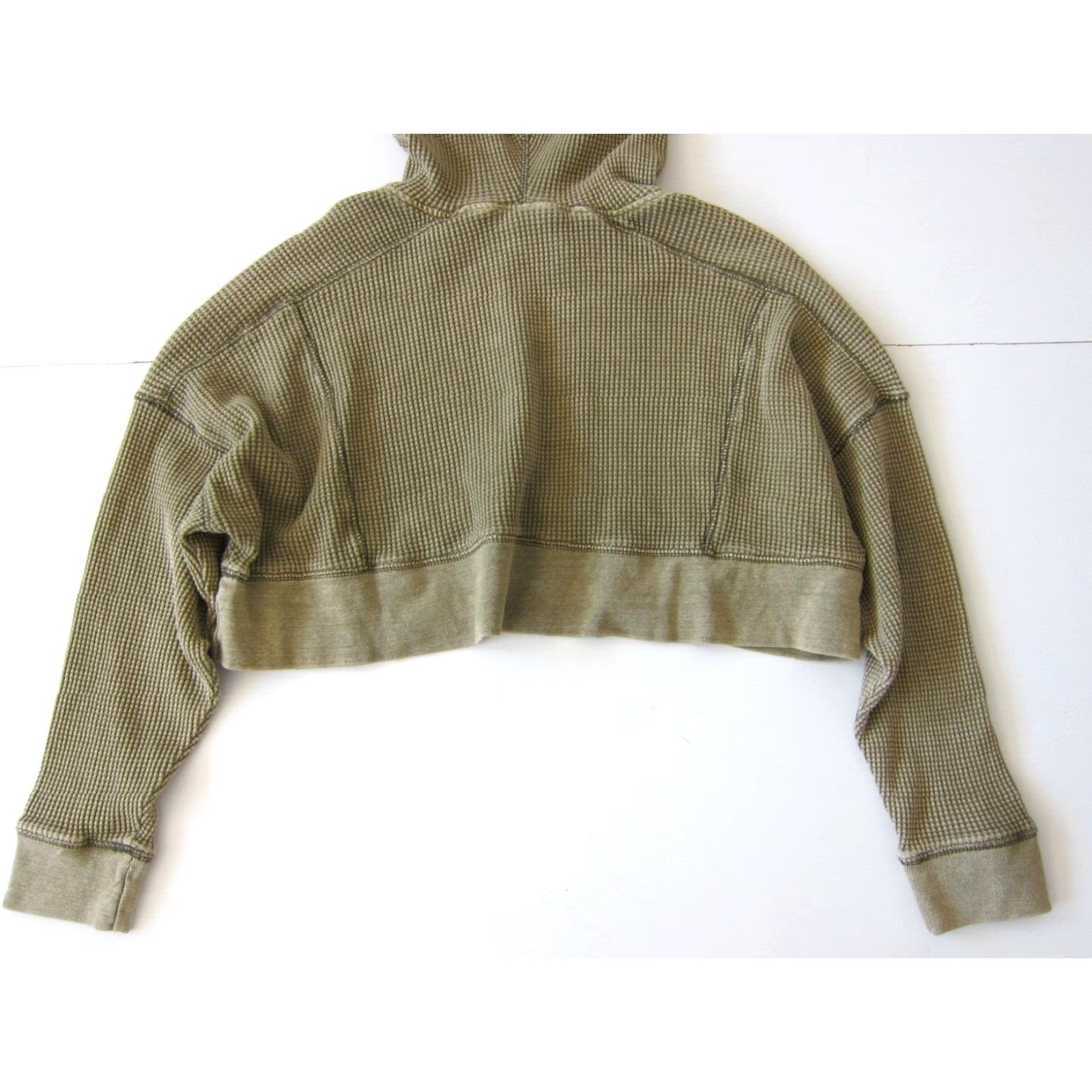Vintage VINTAGE Out From Under Urban Outfitters 100% Cotton Ribbed Green Cropped Sweatshirt S Size S / US 4 / IT 40 - 7 Thumbnail