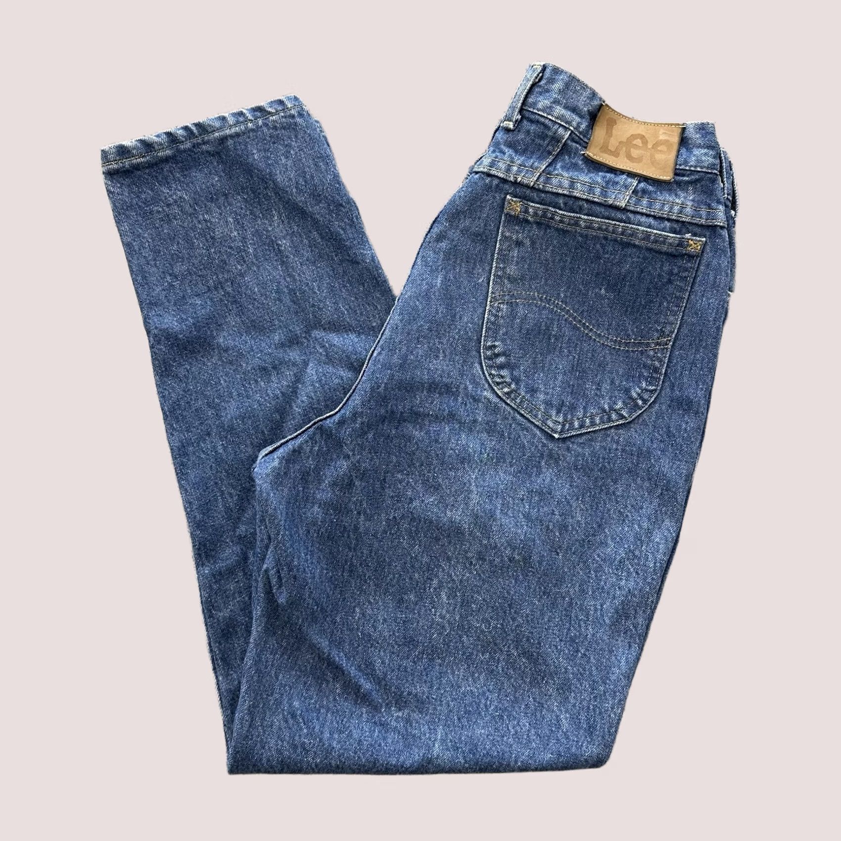 Lee VINTAGE Lee Jeans Womens 14 High Rise 28x29 Mom Fit Denim Blue USA Made 90s, 5-Pocket, Button Zip, Cotton Denim, Regular Size Size 28" / US 6 / IT 42 - 1 Thumbnail