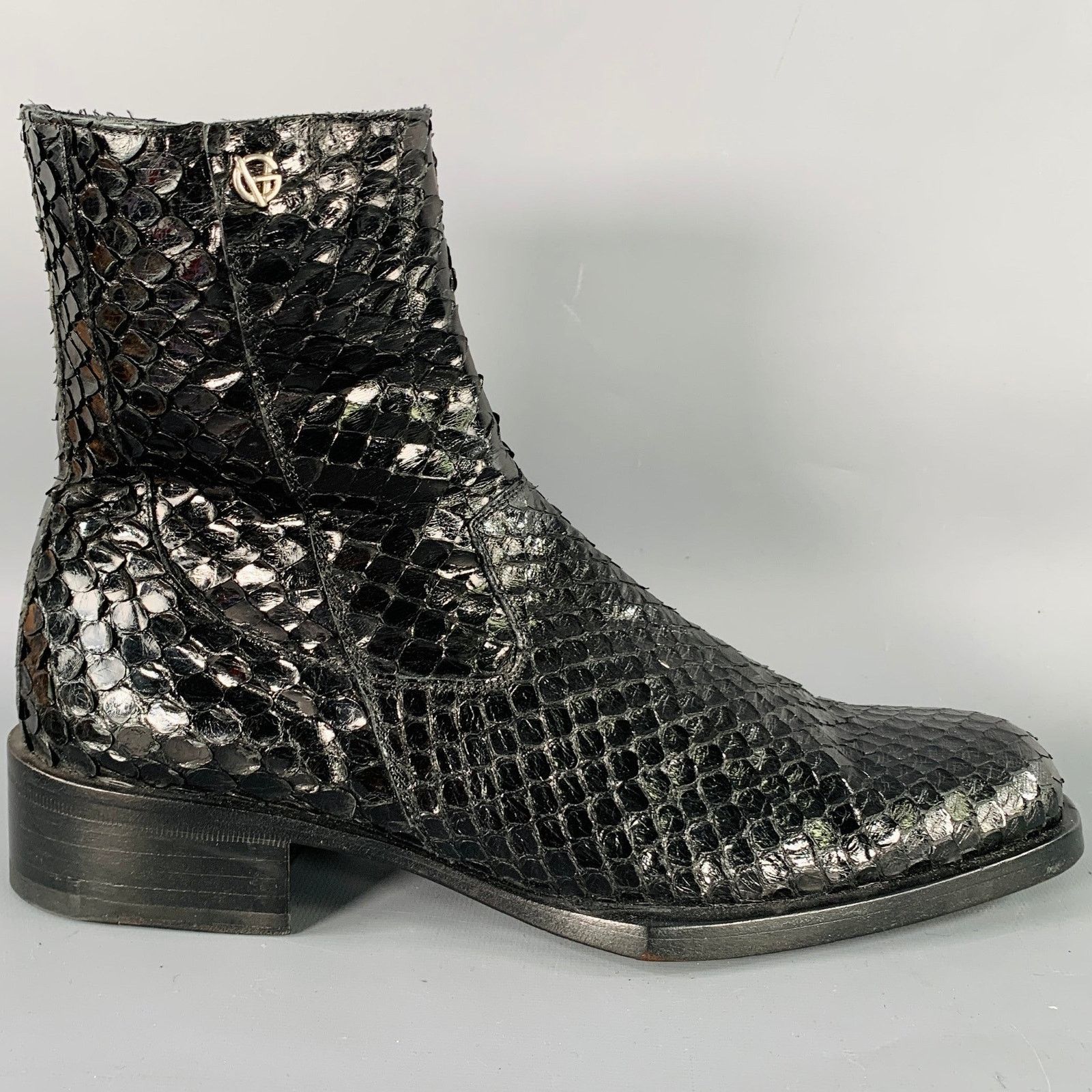 Versace GIANNI VERSACE Black Python Leather Side Zipper Ankle Boots Size US 8 / EU 41 - 2 Thumbnail