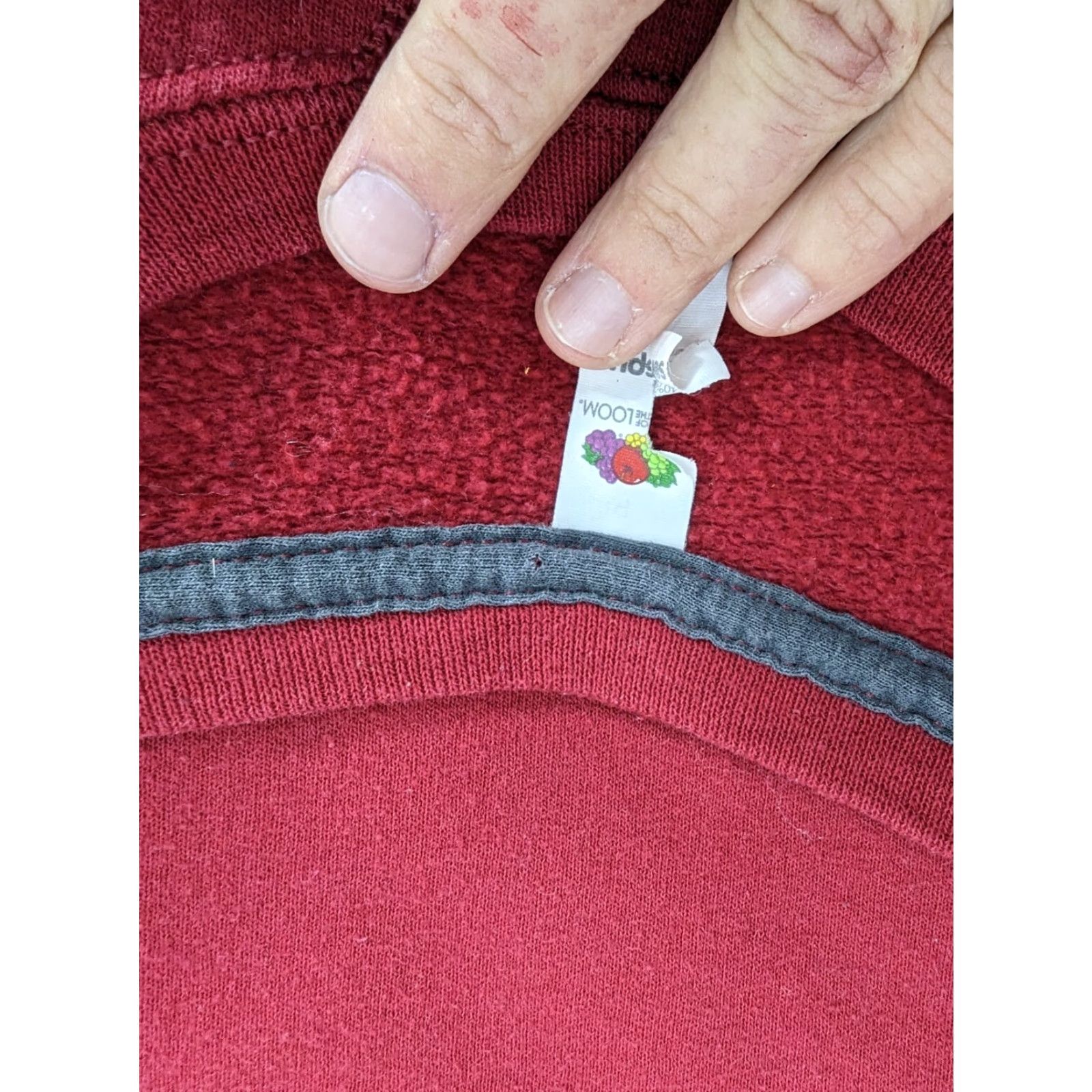 Fruit Of The Loom VINTAGE Fruit of the Loom Mount Rushmore Sweatshirt Crewneck Small Red unisex Adults 90s Cotton Blend Pullover Crewneck Mens Womens Boys Girls Size US S / EU 44-46 / 1 - 5 Thumbnail