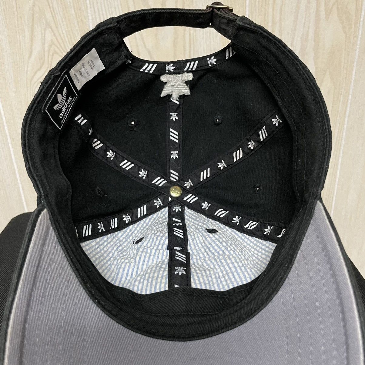 Adidas Adidas Strapback Black Trefoil Logo Adjustable Mens Hat Size ONE SIZE - 11 Thumbnail