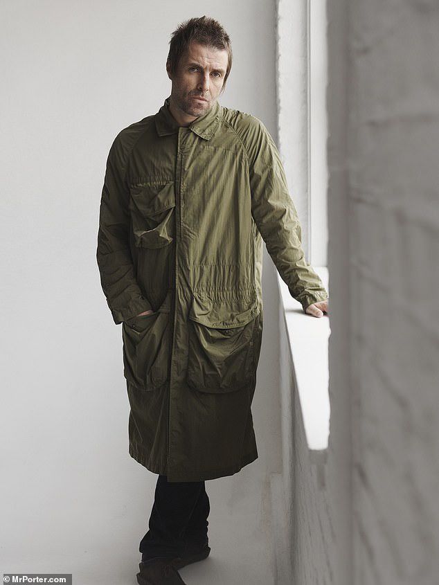 Burberry Burberry nylon car coat Size US M / EU 48-50 / 2 - 5 Thumbnail
