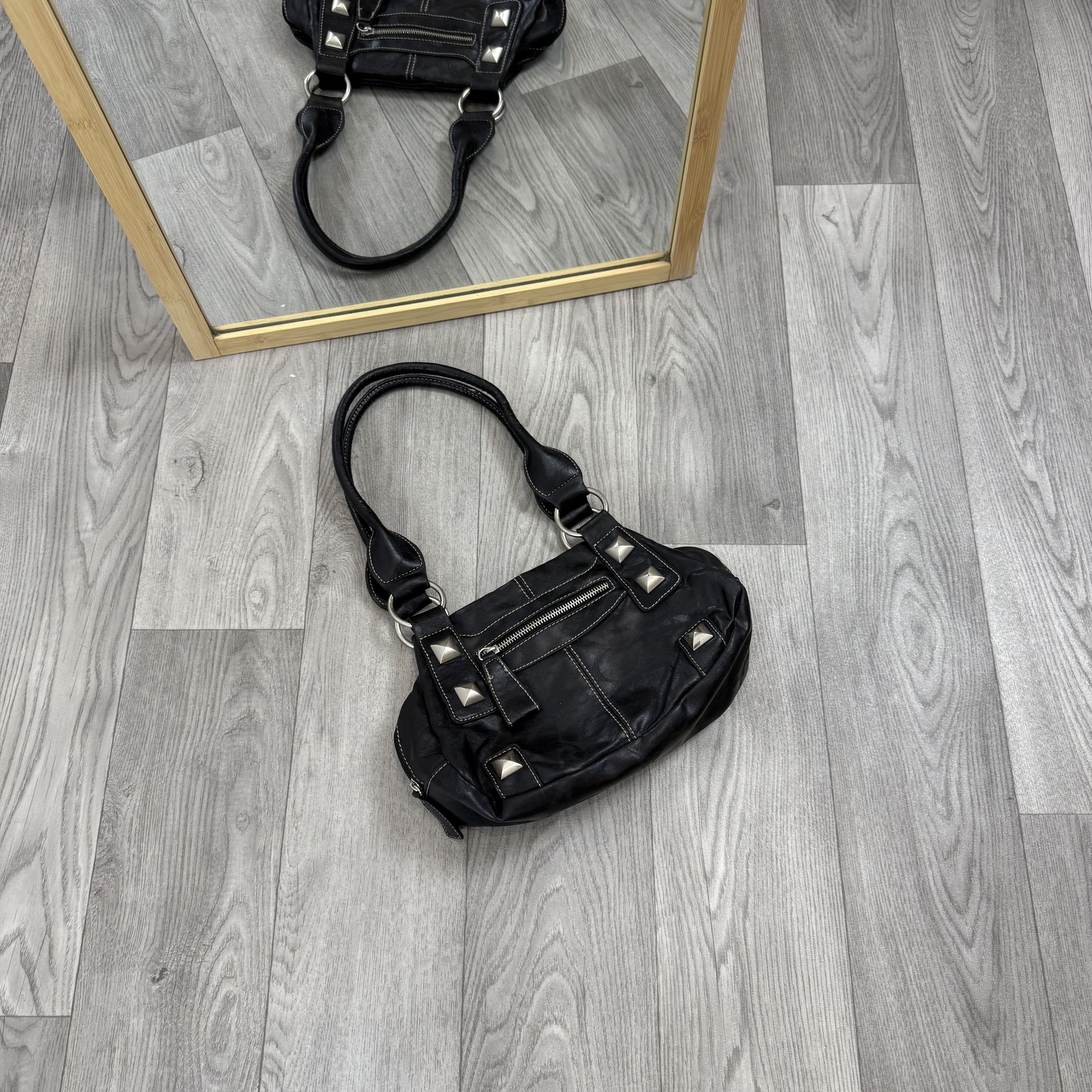 Vintage Vintage Y2K Avantgarde Black Shoulder Handle Bag Size ONE SIZE - 2 Thumbnail