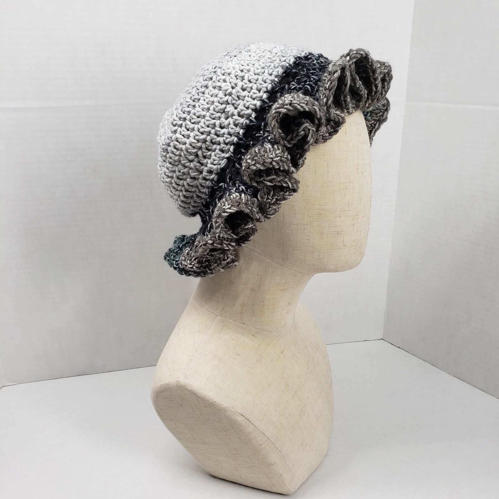 Handmade Handmade Crochet Ruffle Hat Gray Bucket Slouchy Beanie Boho Size ONE SIZE - 15 Thumbnail