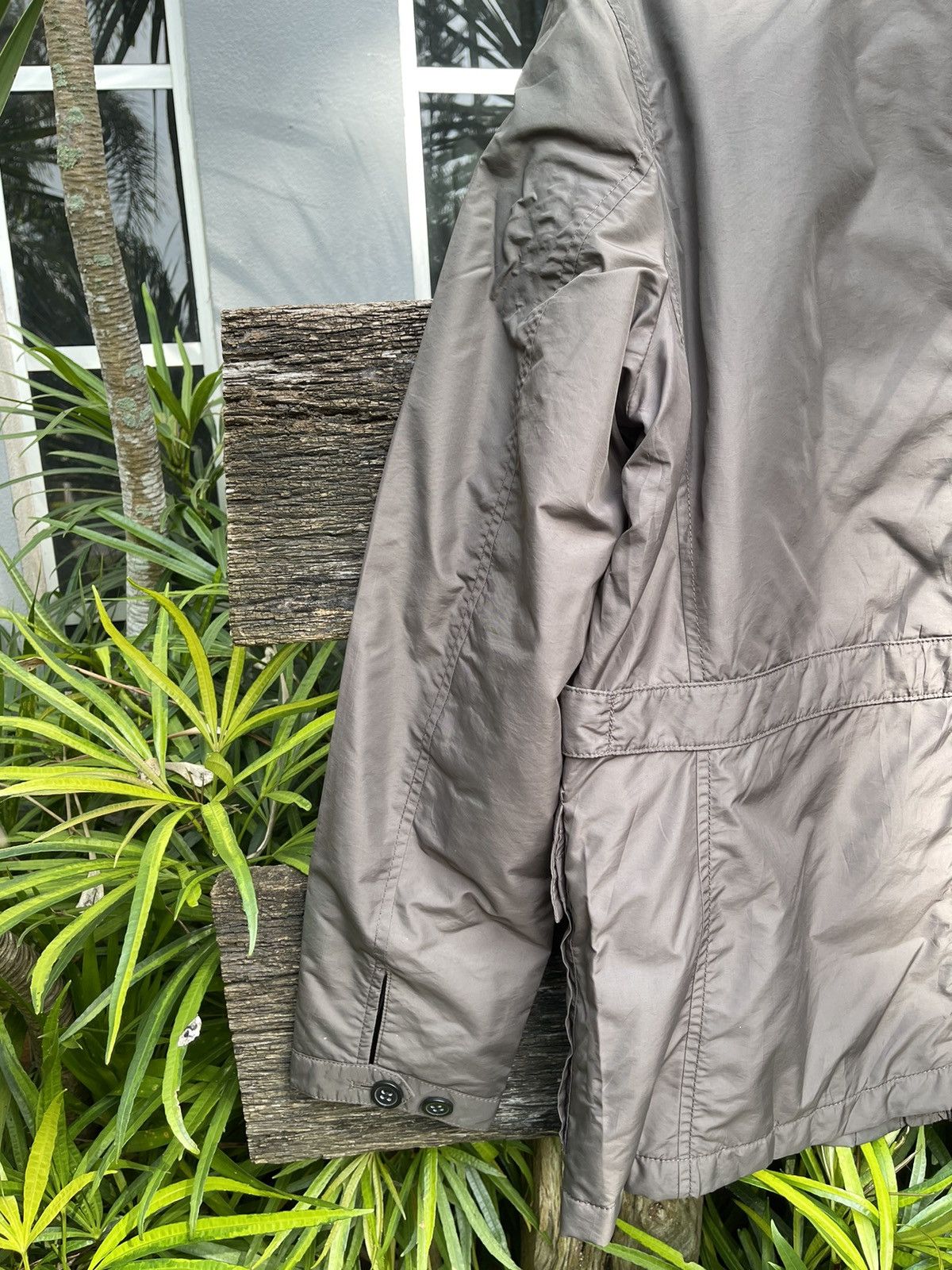 Armani Collezioni Armani Collezioni Lightweight Nylon Jacket - Size 52 Size US L / EU 52-54 / 3 - 13 Thumbnail