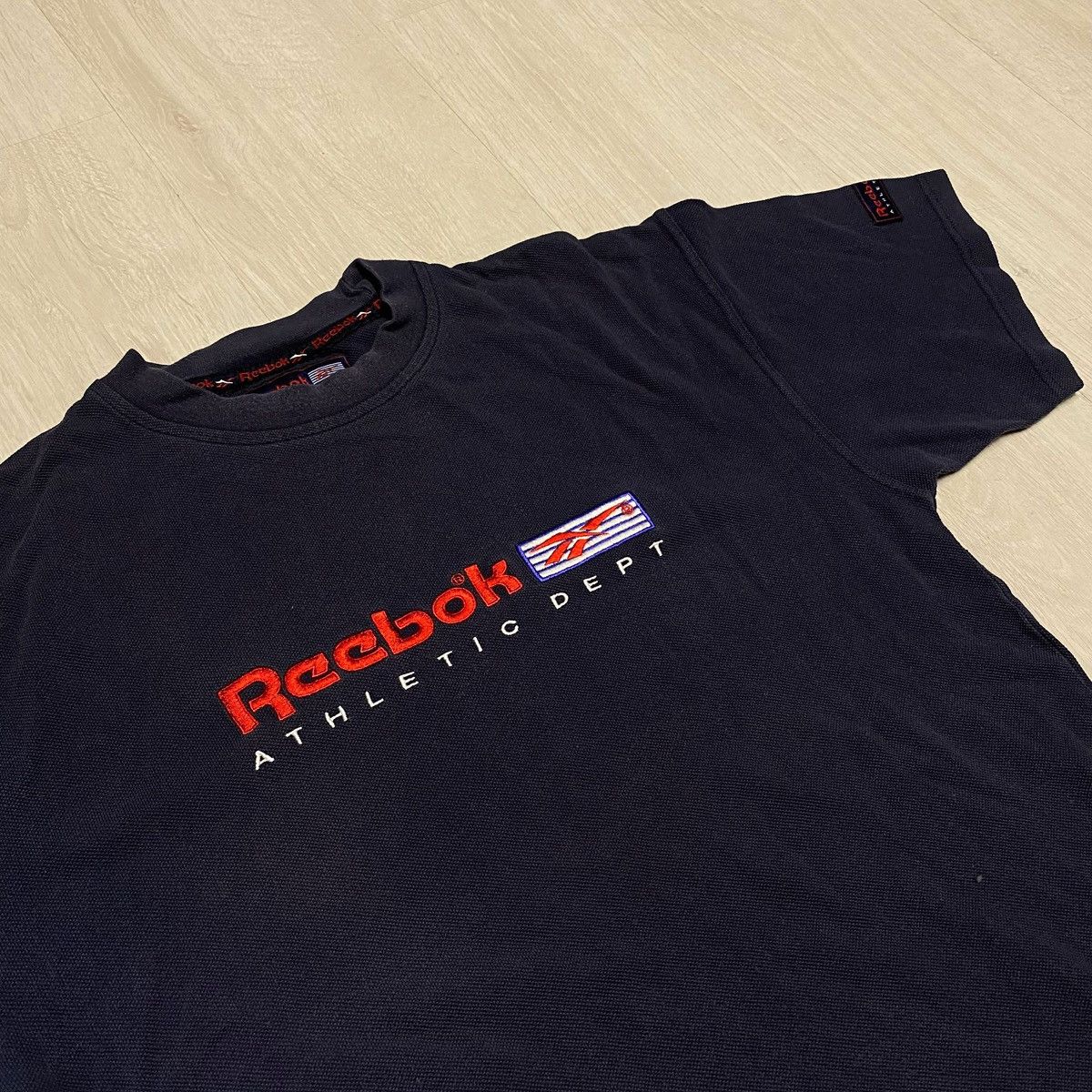 Reebok Vintage 90s Reebok Spellout tshirt Size US M / EU 48-50 / 2 - 1 Thumbnail