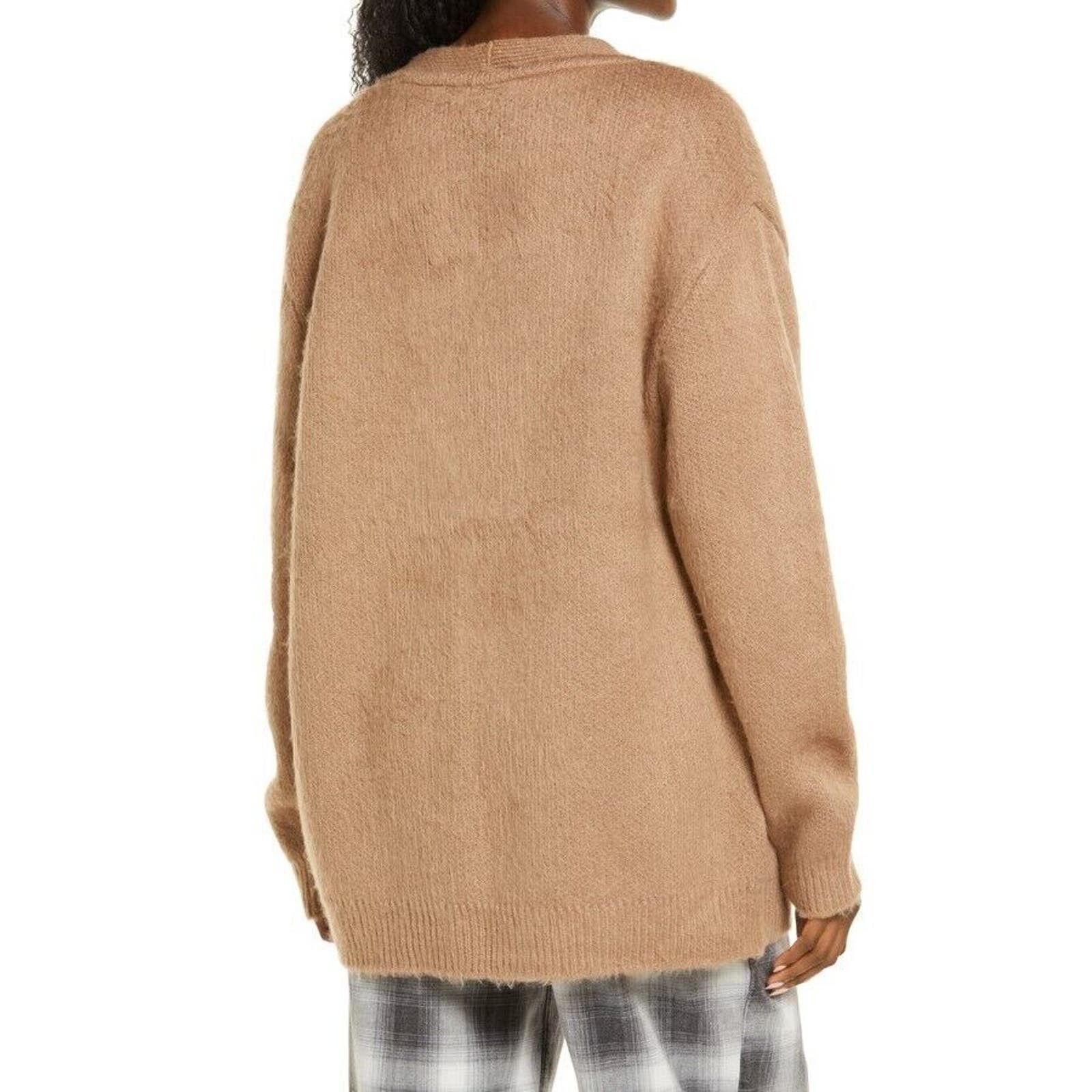 Iets top frans tan fuzzy cardigan