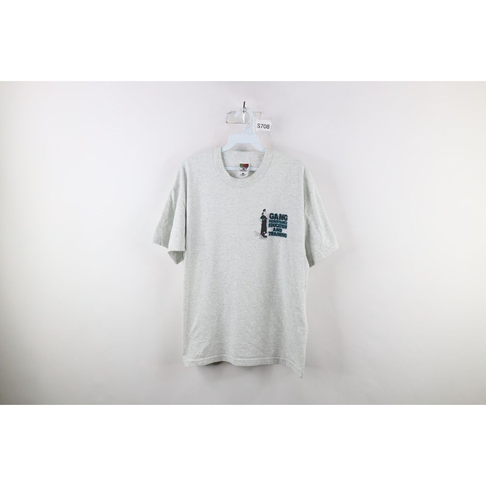 Vintage Vintage 90s Streetwear Spell Out Gang Resistance T-Shirt Size US L / EU 52-54 / 3 - 1 Thumbnail