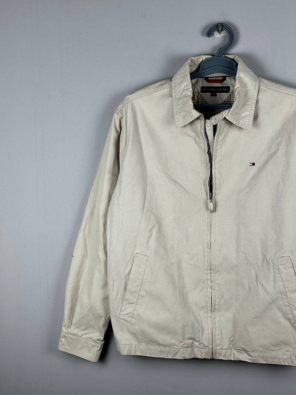 Tommy Hilfiger Vintage Tommy Hilfiger Beige Cotton Trucker Jacket Size US M / EU 48-50 / 2 - 2 Thumbnail