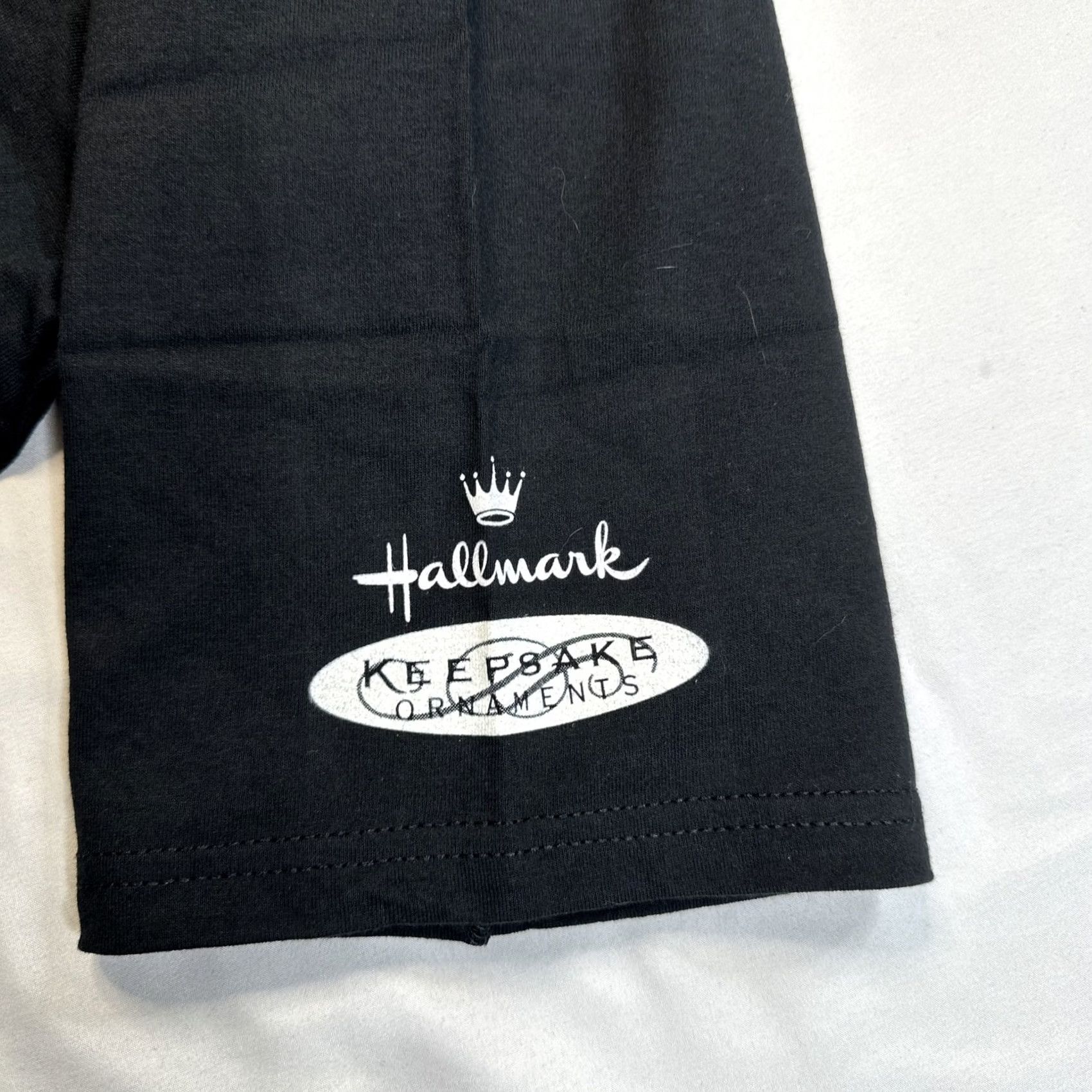 Fruit Of The Loom VINTAGE Hallmark Keepsake T-Shirt Graphic XL Black 1990s Christmas Collector Y2K Cotton Crew Neck Short Sleeve Unisex Adults Graphic Print Mens Womens Size US XL / EU 56 / 4 - 5 Thumbnail