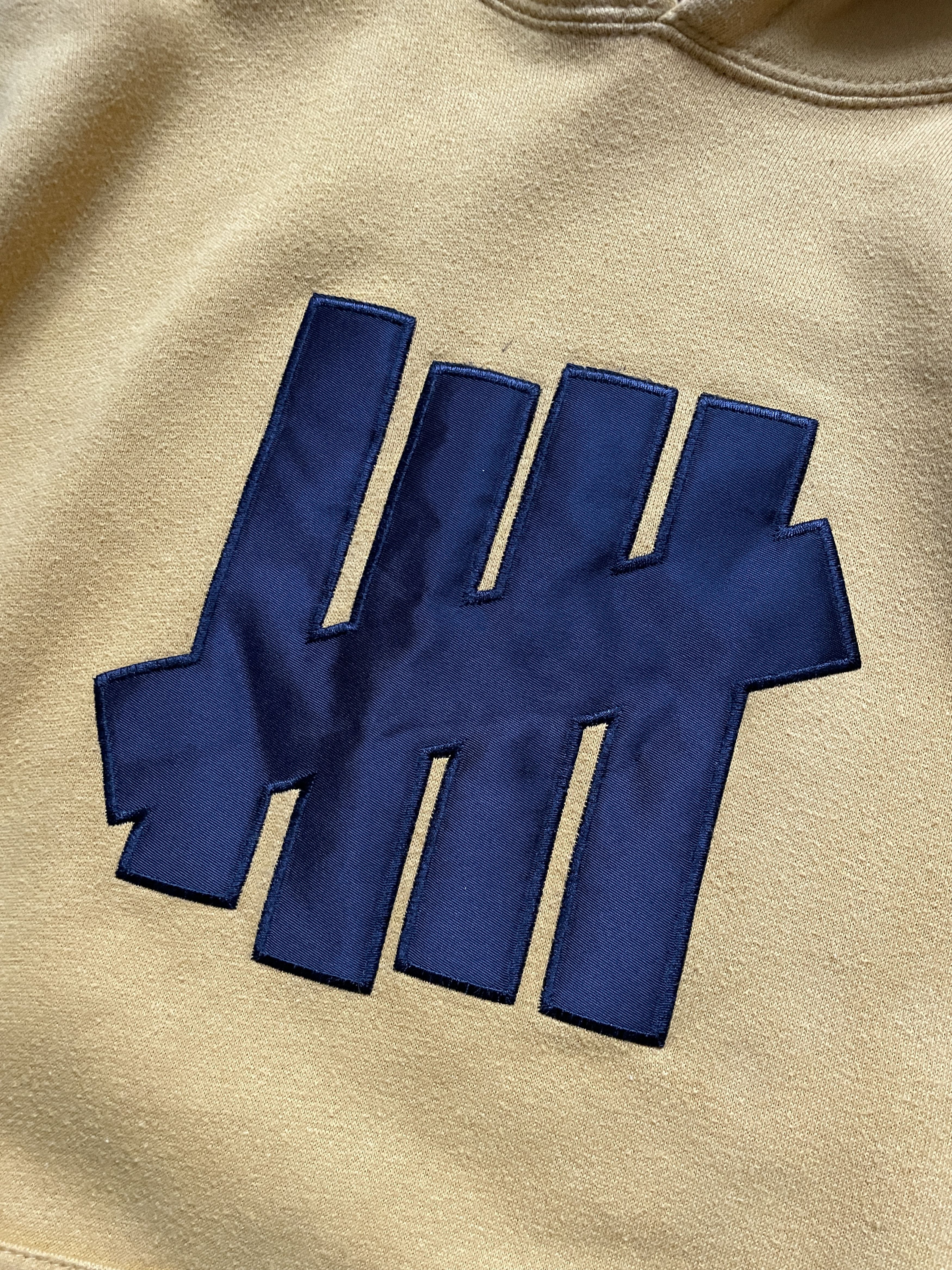Undefeated YELLOW UNDEFEATED STREETWEAR HOODIE Size US S / EU 44-46 / 1 - 2 Thumbnail
