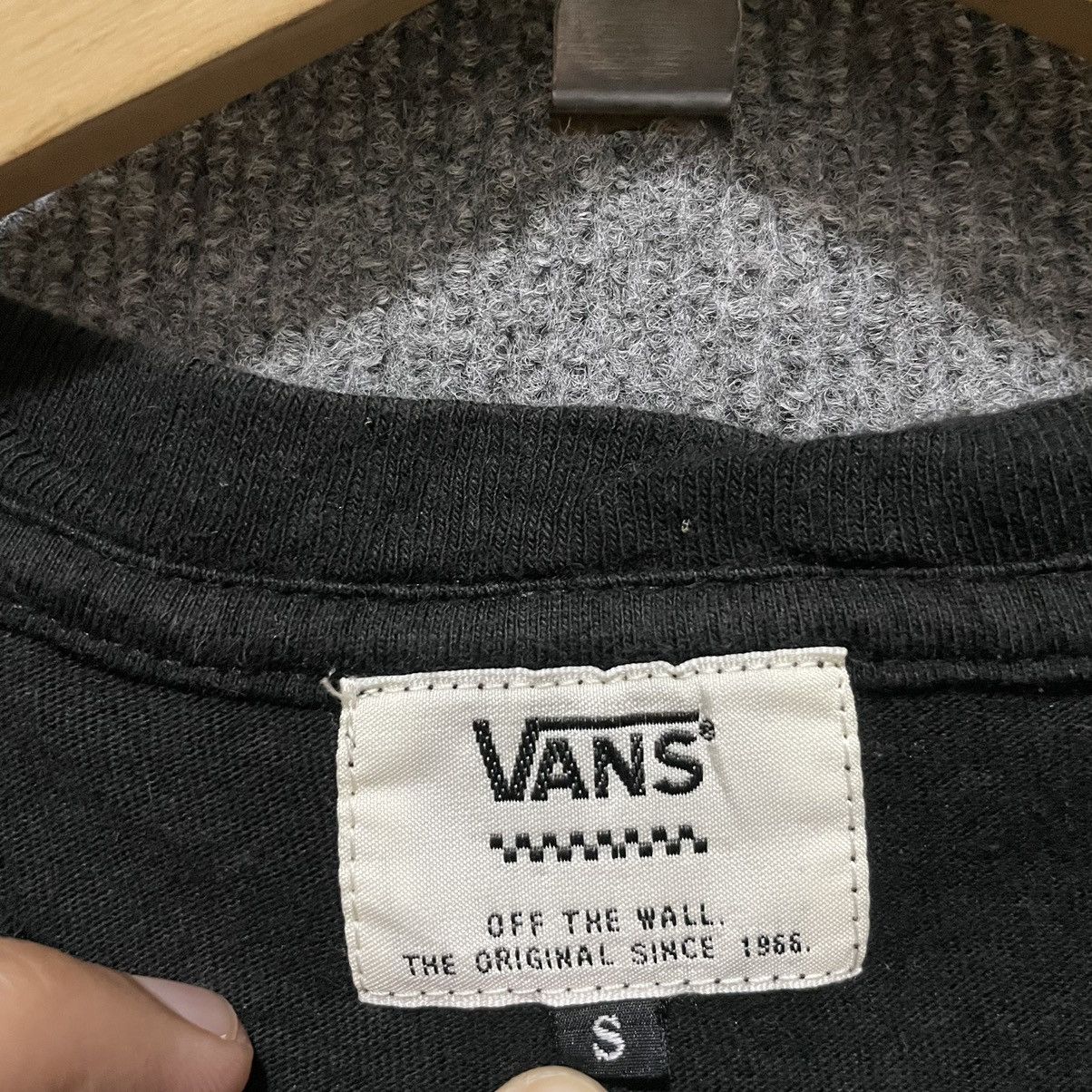 Vans Y2K Vans Rasta Colourway Spell Out T Shirt Size US S / EU 44-46 / 1 - 3 Thumbnail
