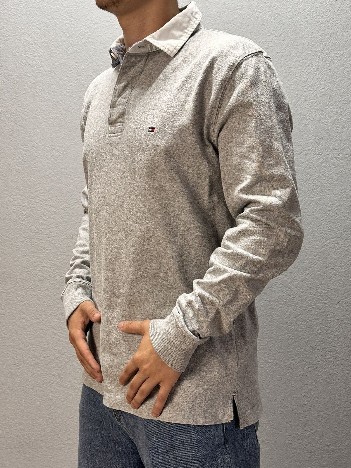 Japanese Brand Vintage Tommy Hilfiger regby long sleeve faded sk8 Y2K Size US L / EU 52-54 / 3 - 3 Thumbnail