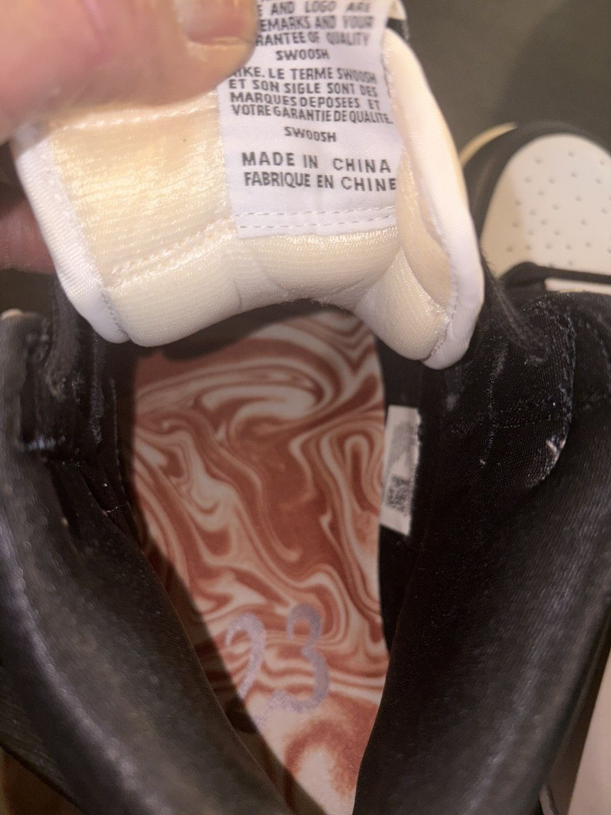 Jordan Brand Nike Air Jordan 1 Retro High OG “Latte” Size US 11 / IT 41 - 8 Thumbnail