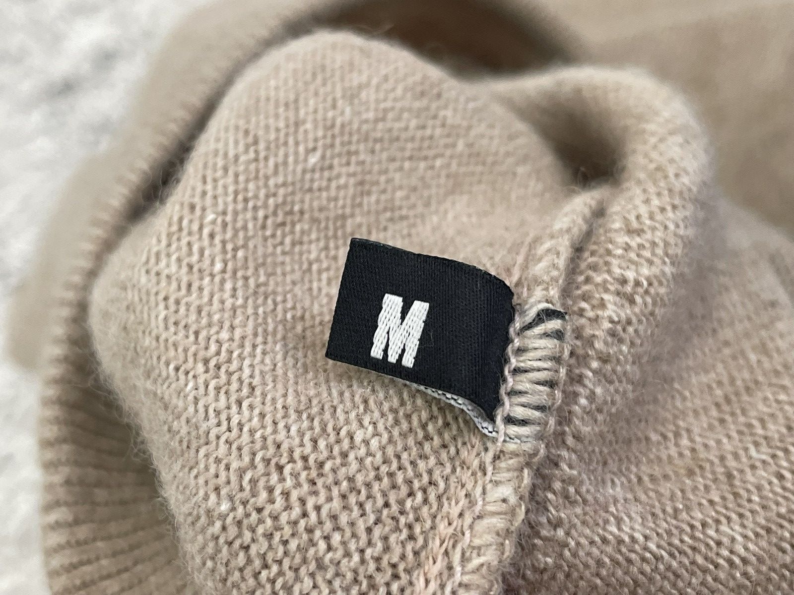 Moschino Vintage hype y2k Love Moschino wool/cashmere sweater Size US M / EU 48-50 / 2 - 7 Thumbnail