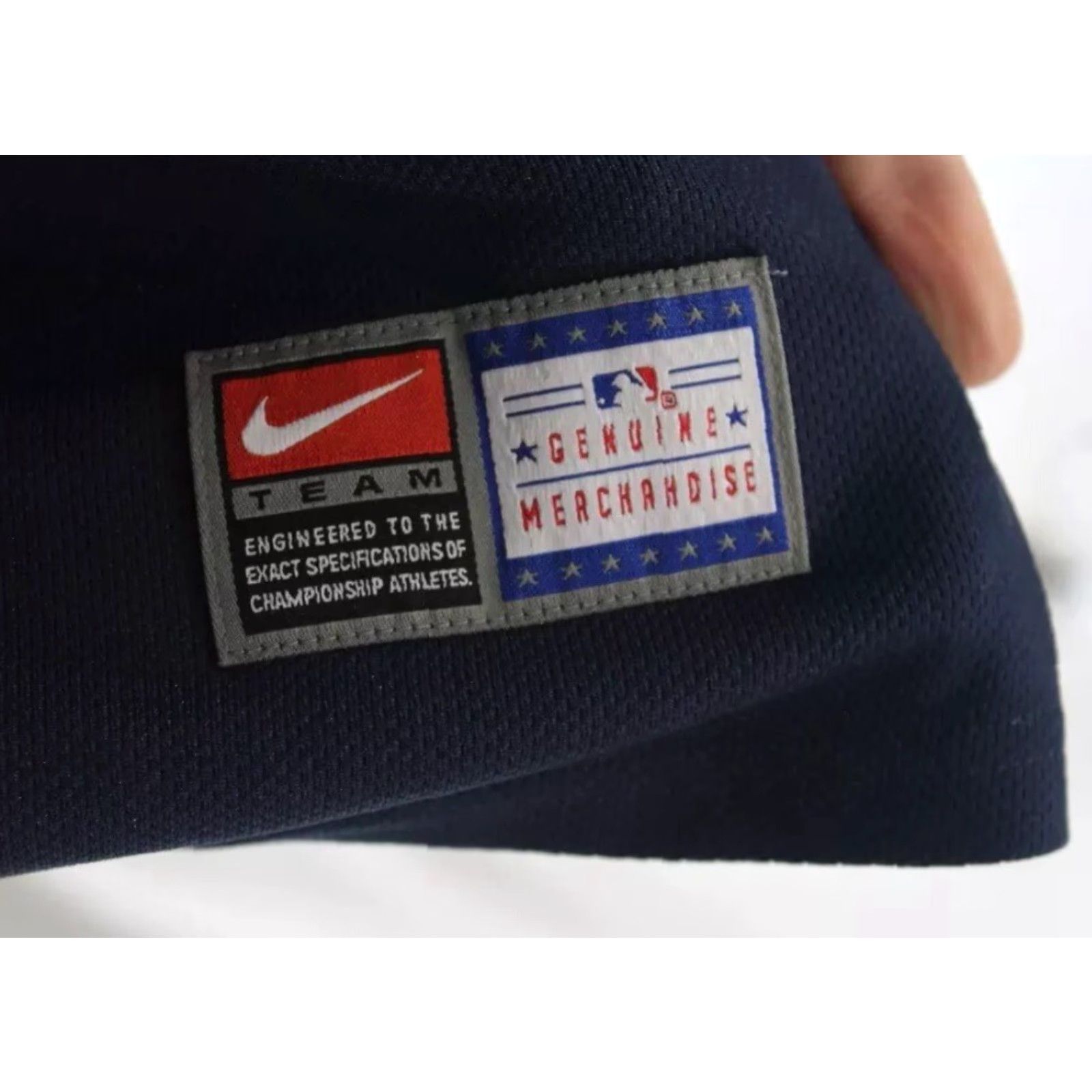 MLB Men's Nike MLB Minnesota Twins Lightweight Navy & Red Baseball Jersey L Size US L / EU 52-54 / 3 - 3 Thumbnail