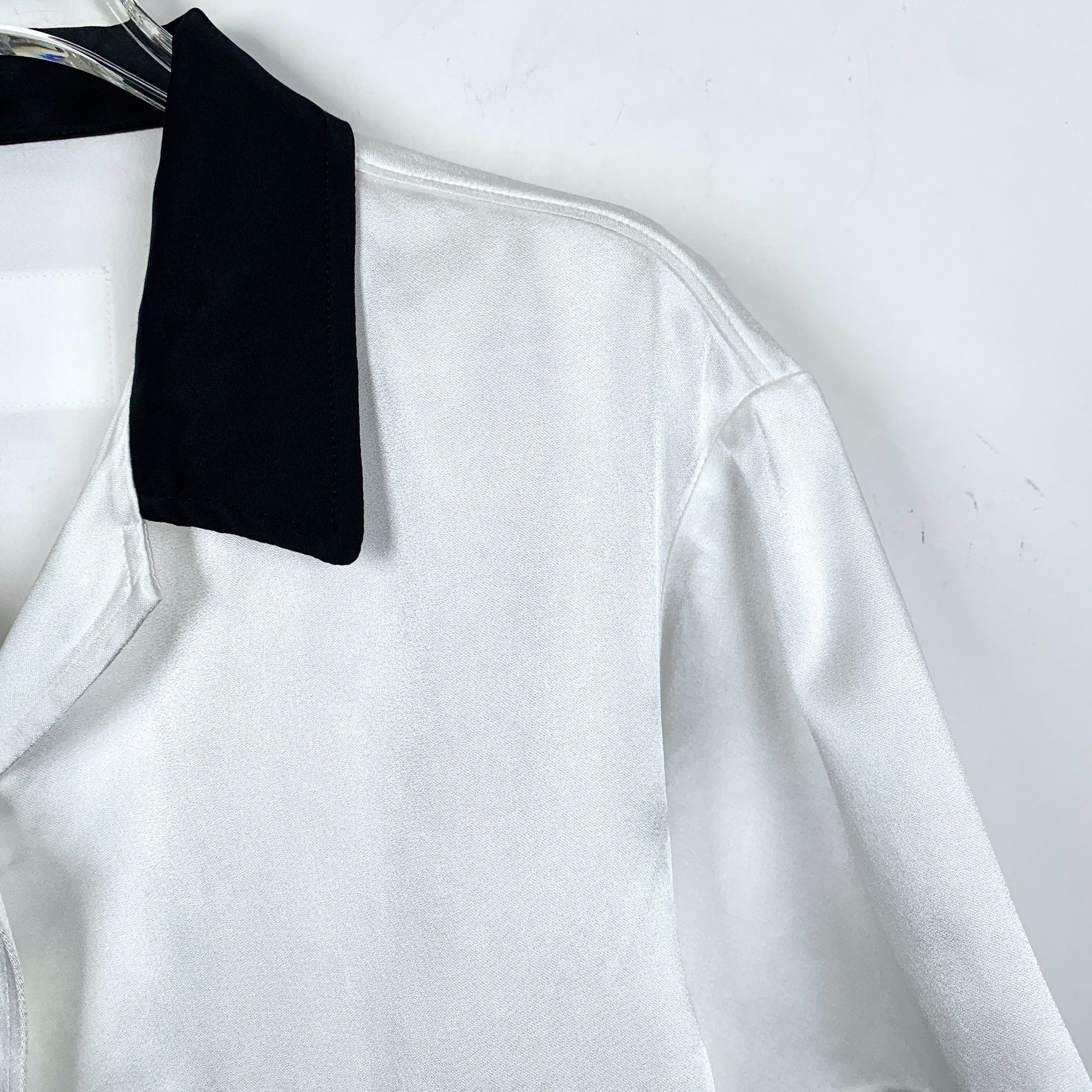 Dior Christian Dior White Collared Single-Breasted Short Sleeve S Size M / US 6-8 / IT 42-44 - 5 Thumbnail