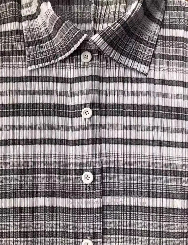 Issey Miyake Issey Miyake Striped Gradient Pleated Shirt Size L / US 10 / IT 46 - 2 Thumbnail