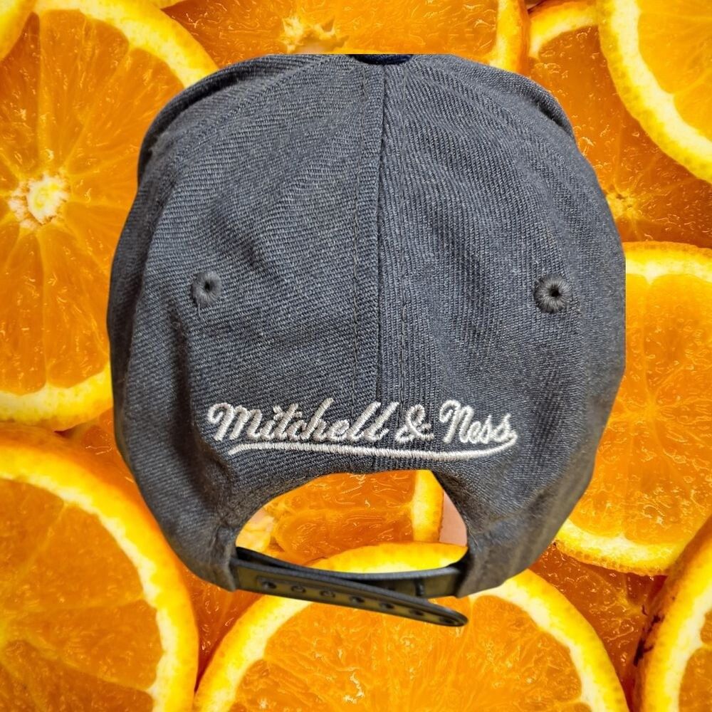 Mitchell & Ness Mitchell & Ness Georgetown Hoyas Snapback Hat College Vault Size ONE SIZE - 3 Thumbnail