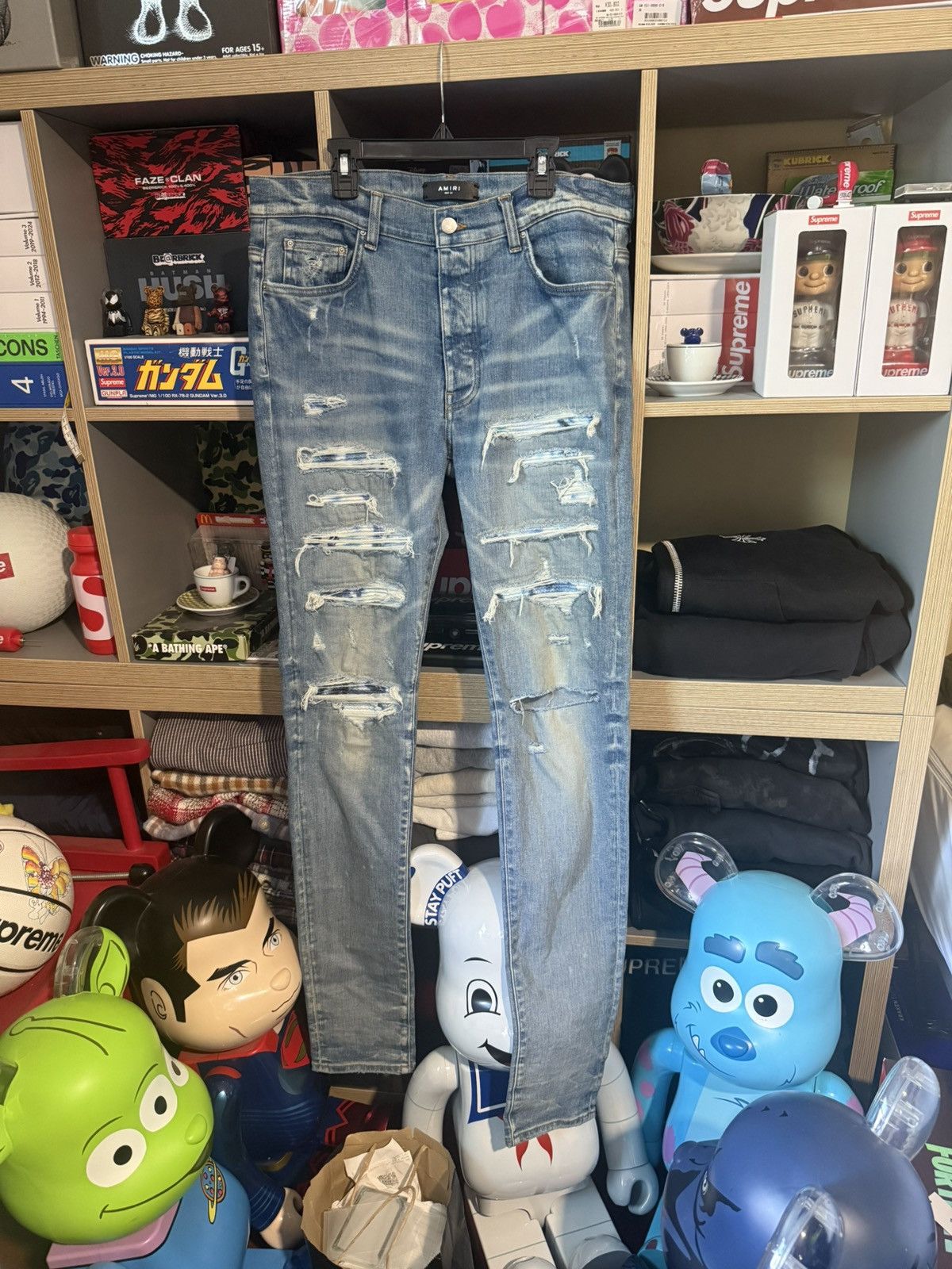 Amiri Amiri Distressed Dark Wash Tie-Dye Denim Size US 34 / EU 50 - 1 Thumbnail