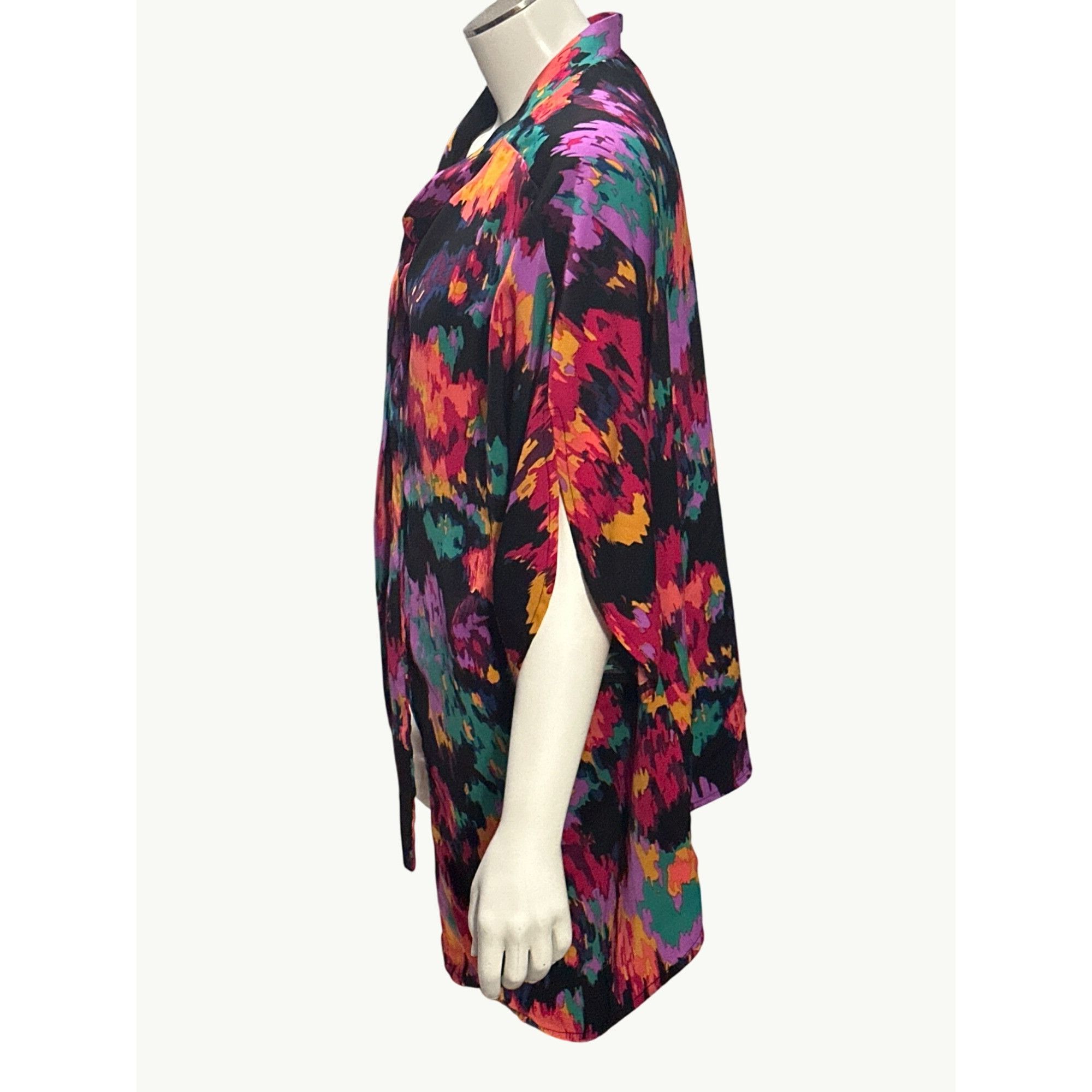 Other CCC Colorful Abstract Print Tunic Keyhole Neck Three Quarter Size XL / US 12-14 / IT 48-50 - 2 Thumbnail