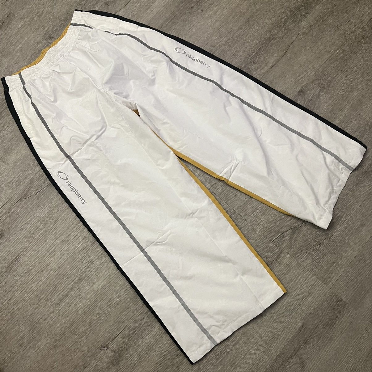 The GV Gallery GV Gallery Raspberry Hills Half Half Sweatpants Size US 32 / EU 48 - 1 Thumbnail