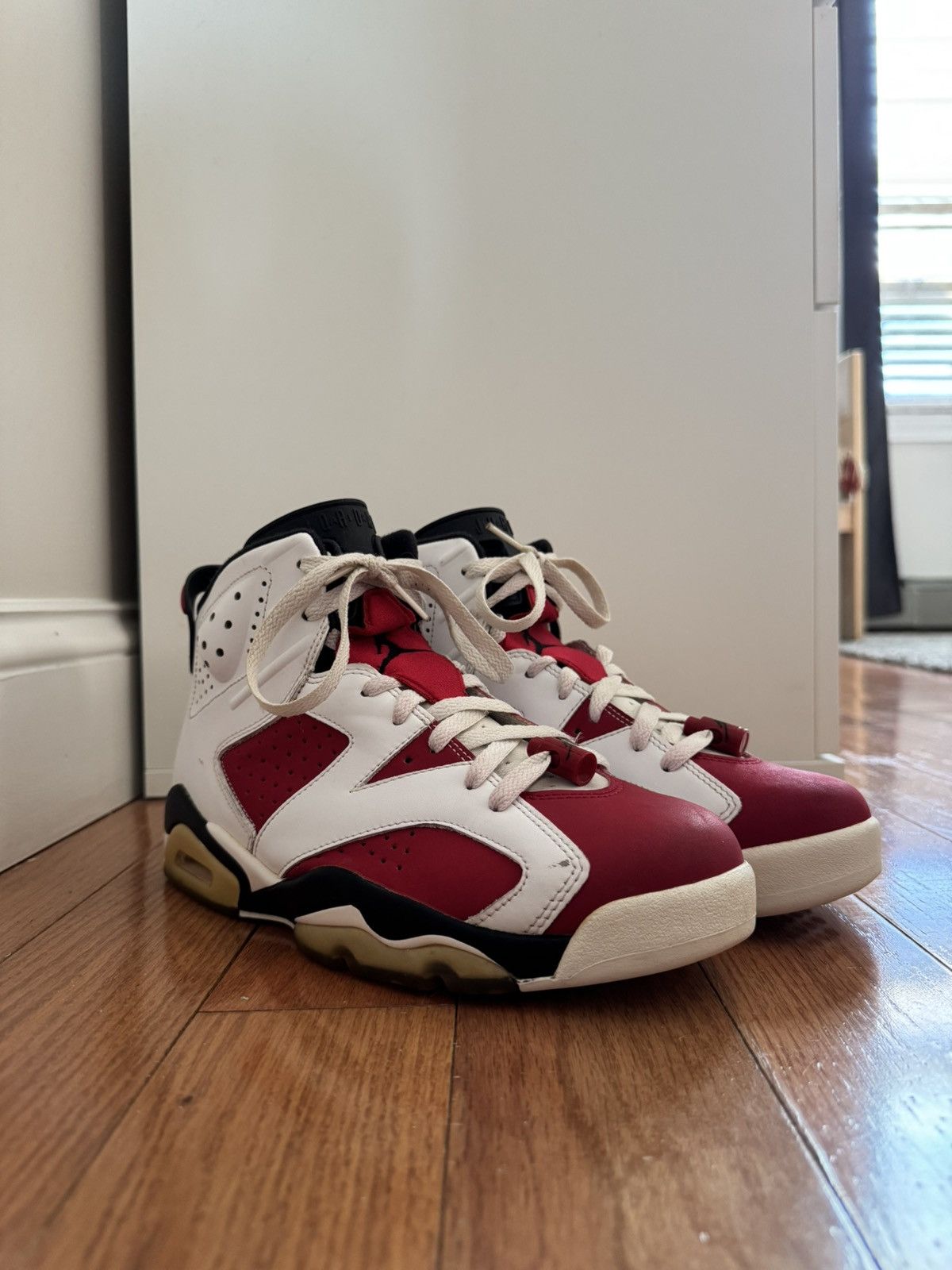 Jordan Brand Nike Air Jordan Retro 6 "Carmine" Men’s US Sz 9 Size US 9 / EU 42 - 1 Thumbnail