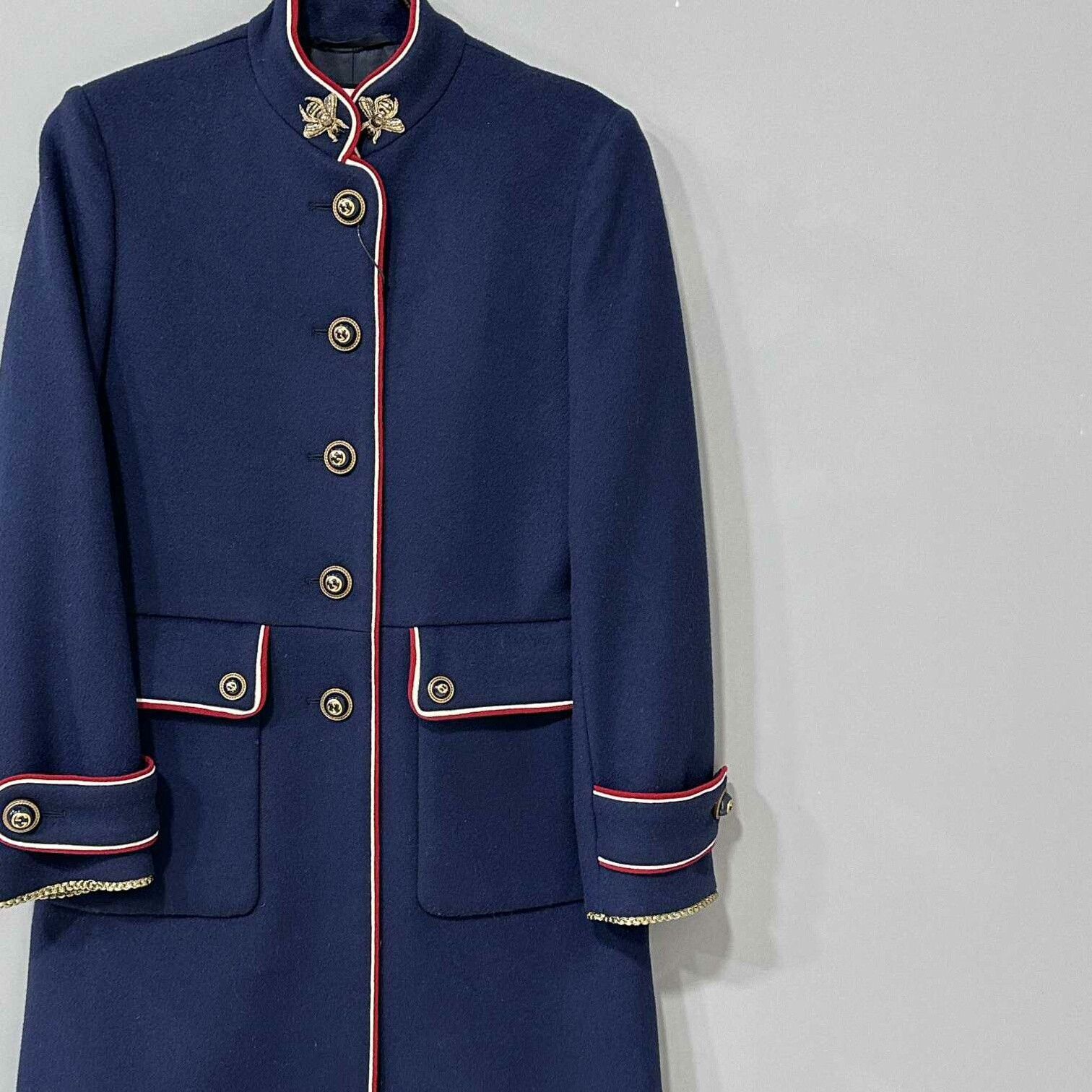 Gucci Gucci Classic Double G Button Bee Coat Size S / US 4 / IT 40 - 1 Thumbnail