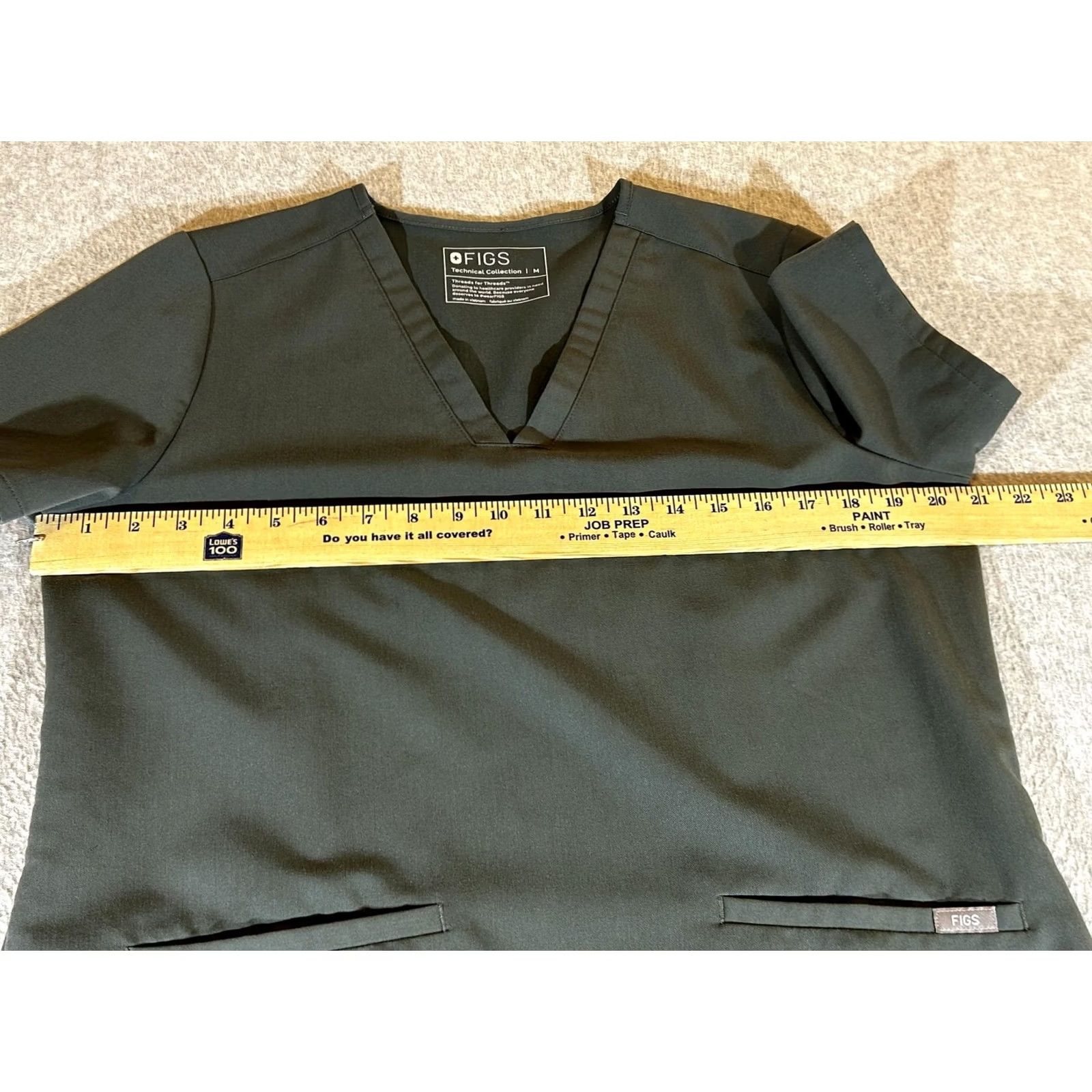 Vintage FIGS Scrub Top Womens Medium Green Casma Technical Shirt Three Pocket Medical Size M / US 6-8 / IT 42-44 - 4 Thumbnail