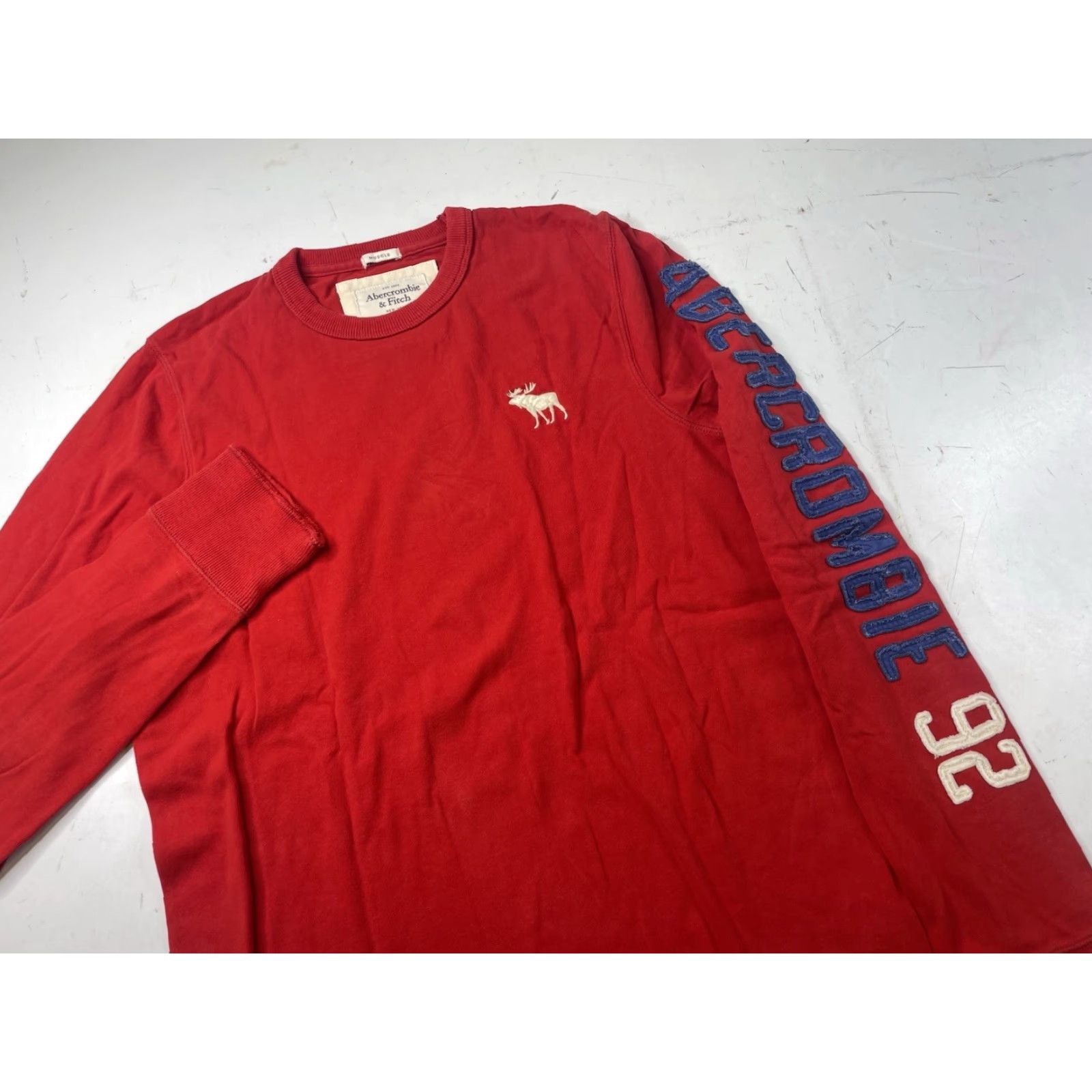 Abercrombie & Fitch VINTAGE Abercrombie & Fitch Shirt L Mens Long Sleeve Red Muscle Pullover Long Sleeve Unisex Adults Regular Size Red Size US L / EU 52-54 / 3 - 2 Thumbnail