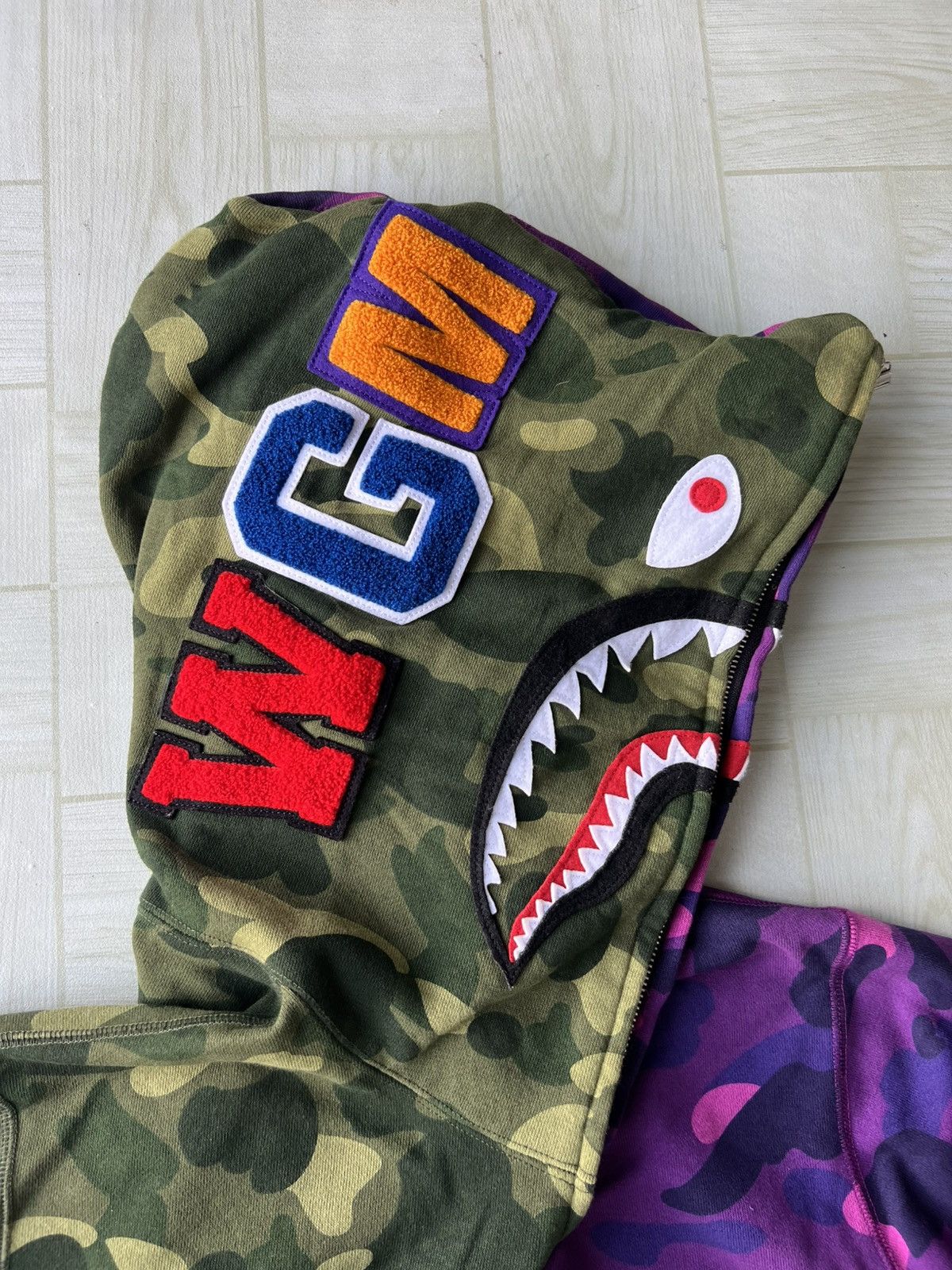 Bape FW22 BAPE Camo Color Green Purple Shark Full Zipper Hoodie Size US L / EU 52-54 / 3 - 4 Thumbnail