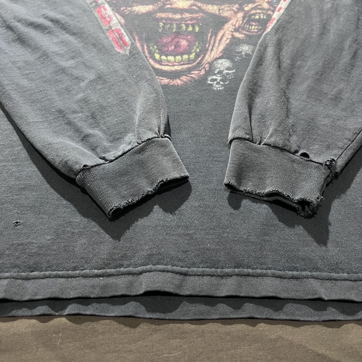 Band Tees Vintage 90s Slayer Clash of The Titans Thrashed Faded Metal Size US XL / EU 56 / 4 - 11 Thumbnail
