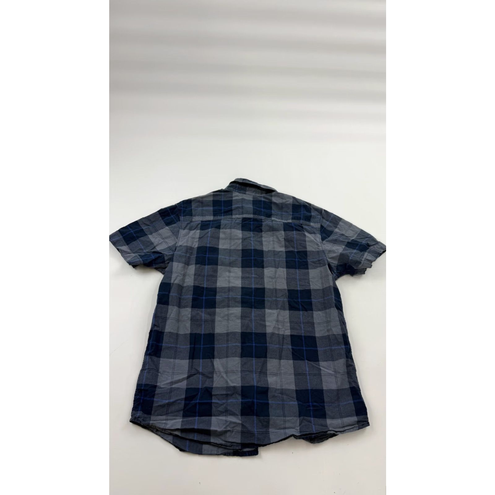 Vintage VINTAGE Columbia Shirt Mens Small Blue Gray Plaid Short Sleeve Button Cotton Outdoor Size US S / EU 44-46 / 1 - 6 Thumbnail