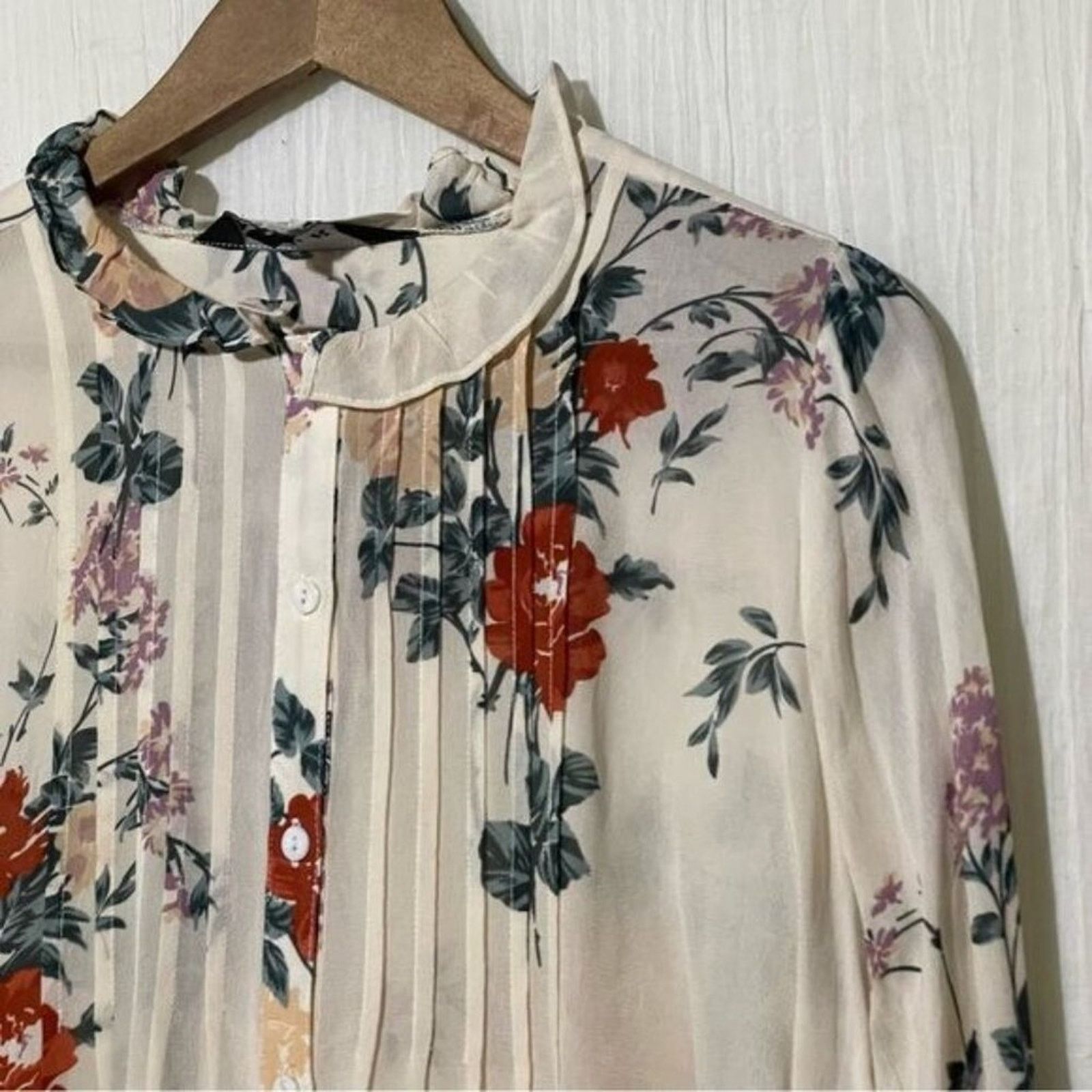 Other Kivari Womens ChiffonRuffle Pleated Floral Blouse Small Size S / US 4 / IT 40 - 4 Thumbnail