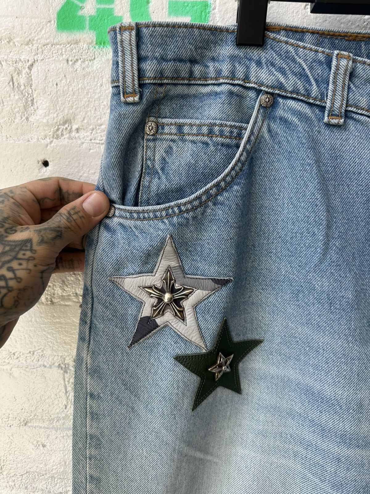 Chrome Hearts × Levi's Chrome Hearts 1 of 1 CAMO STAR SILVER PATCH JEANS 36 38 Size US 36 / EU 52 - 5 Thumbnail
